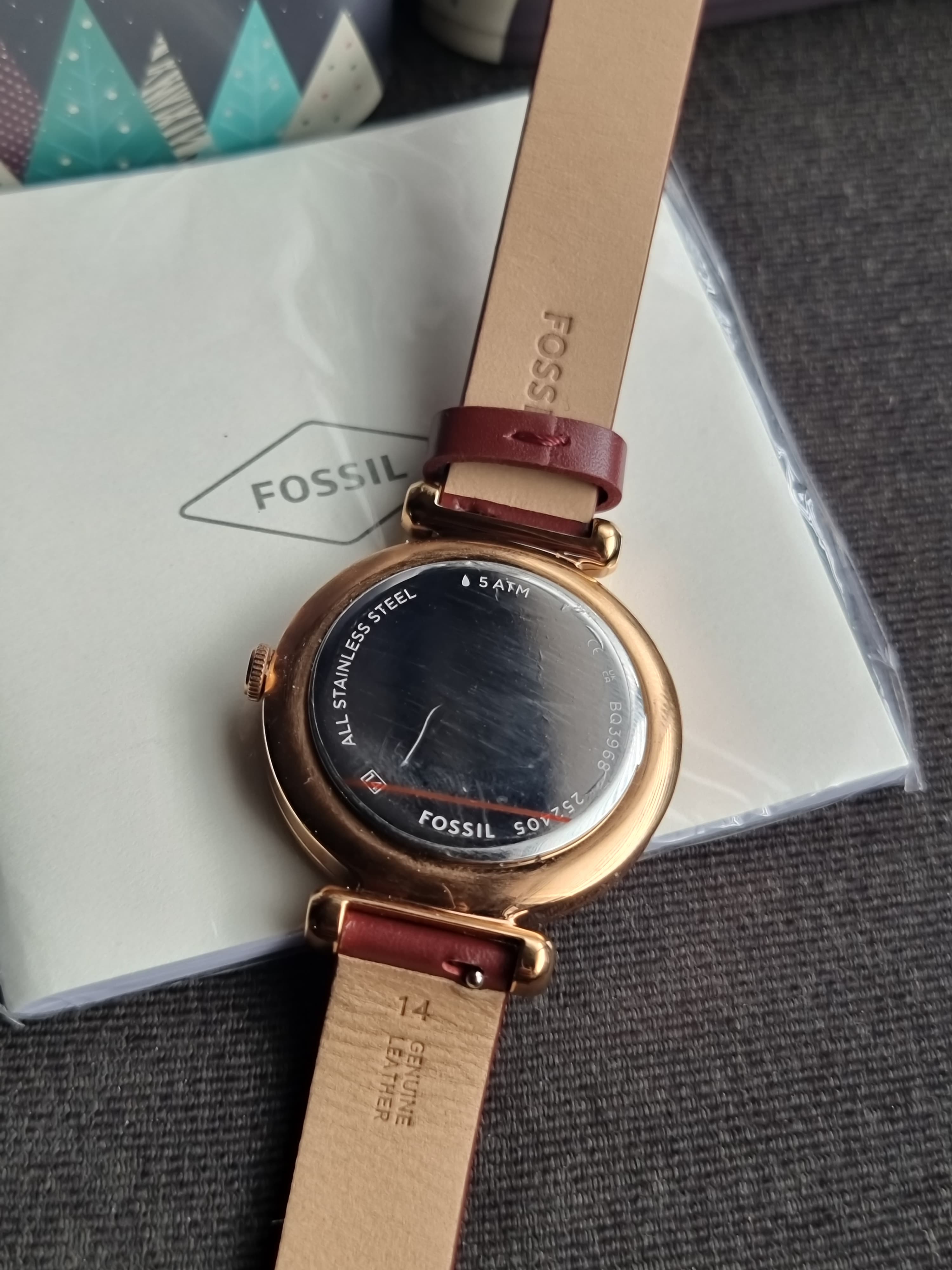 Fossil Tillie Three-Hand 36mm Maroon Leather Watch
-BQ3968