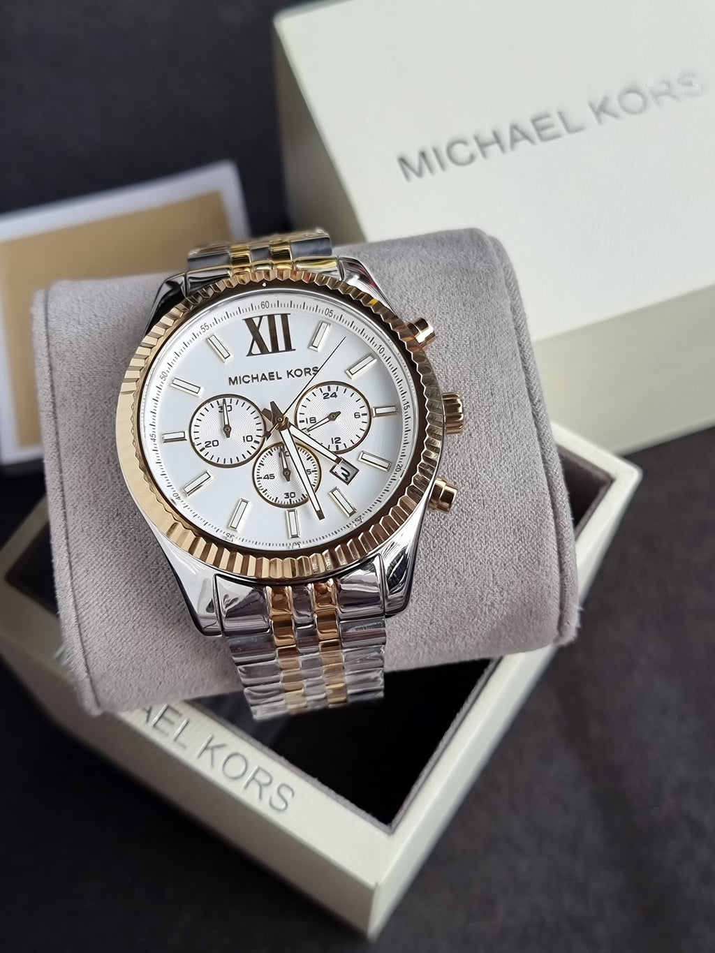 Michael Kors Men’s Chronograph Stainless Steel 44mm Watch MK8344(without tag)