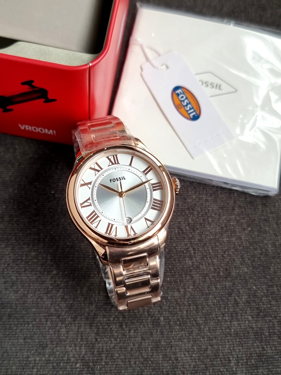 Fossil Women’s Quartz Rose Gold Stainless Steel Silver Dial 38mm Watch ES5394