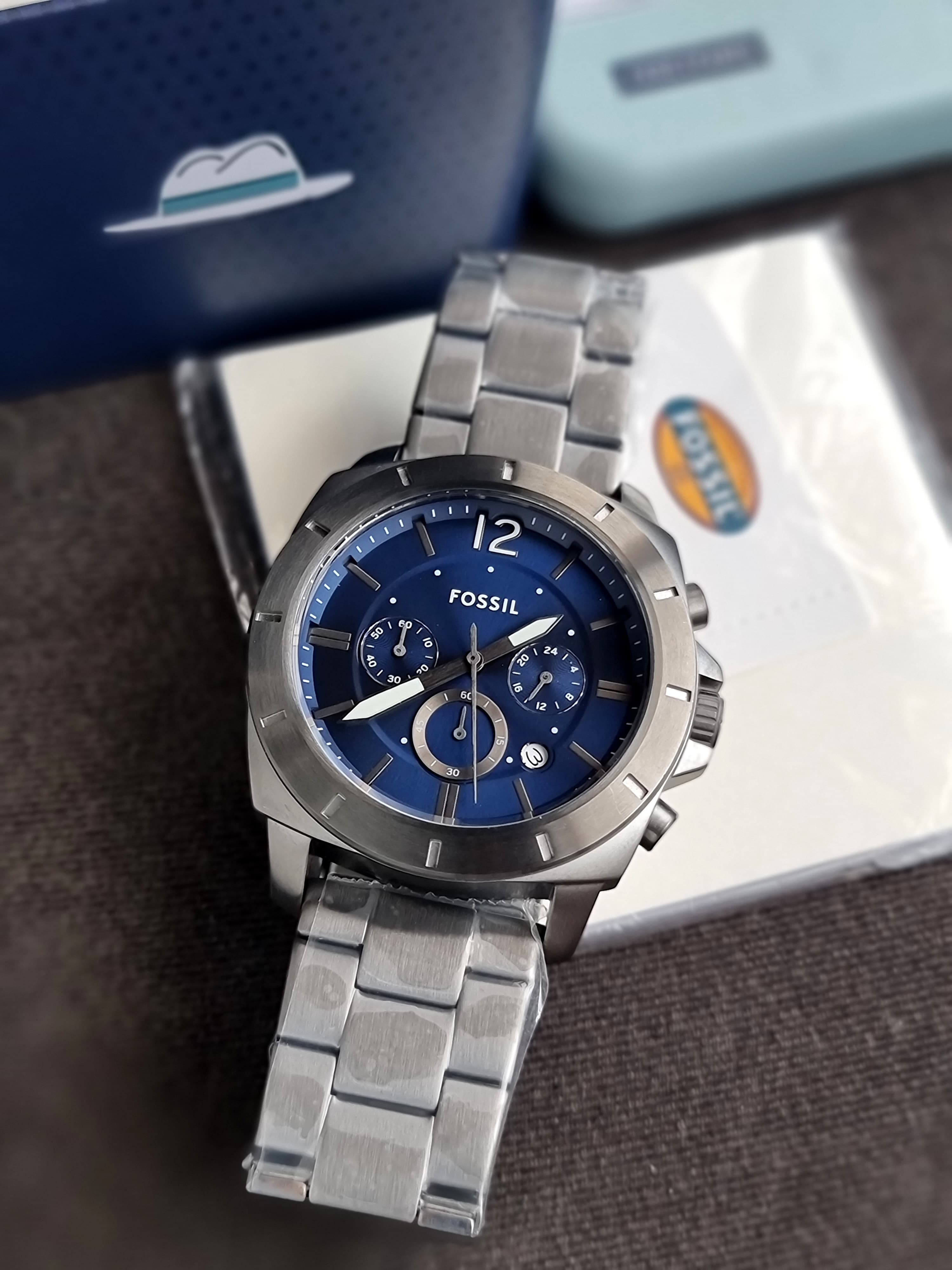 Fossil Men's Analog Quartz Watch with Stainless Steel Strap BQ2816