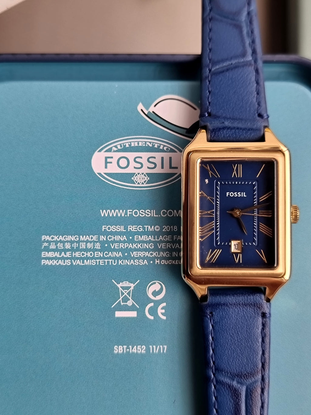 Fossil Raquel Three-Hand Date Navy Croco LiteHide Leather Watch 23mm ES5365