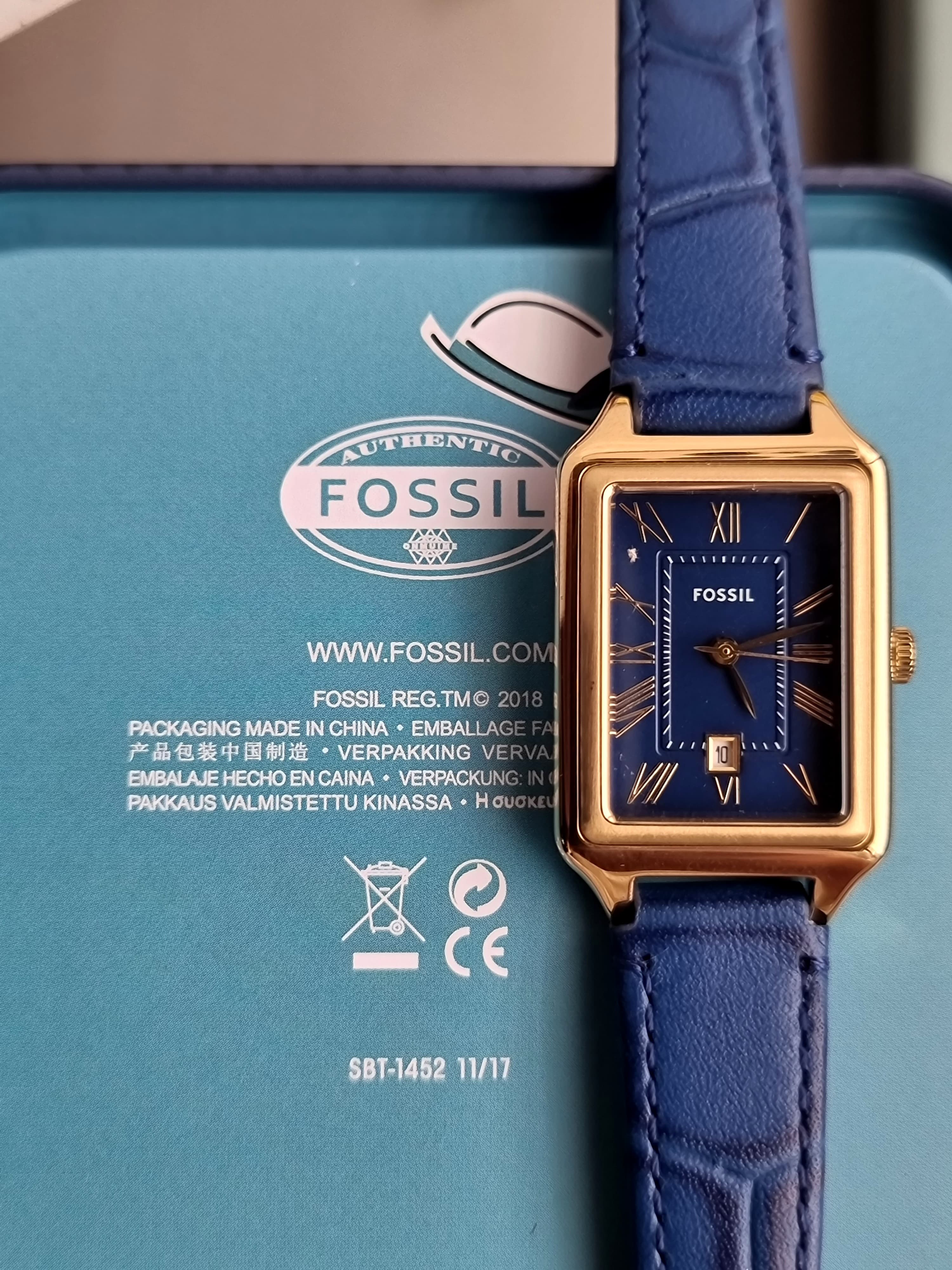 Fossil Raquel Three-Hand Date Navy Croco LiteHide Leather Watch 23mm ES5365