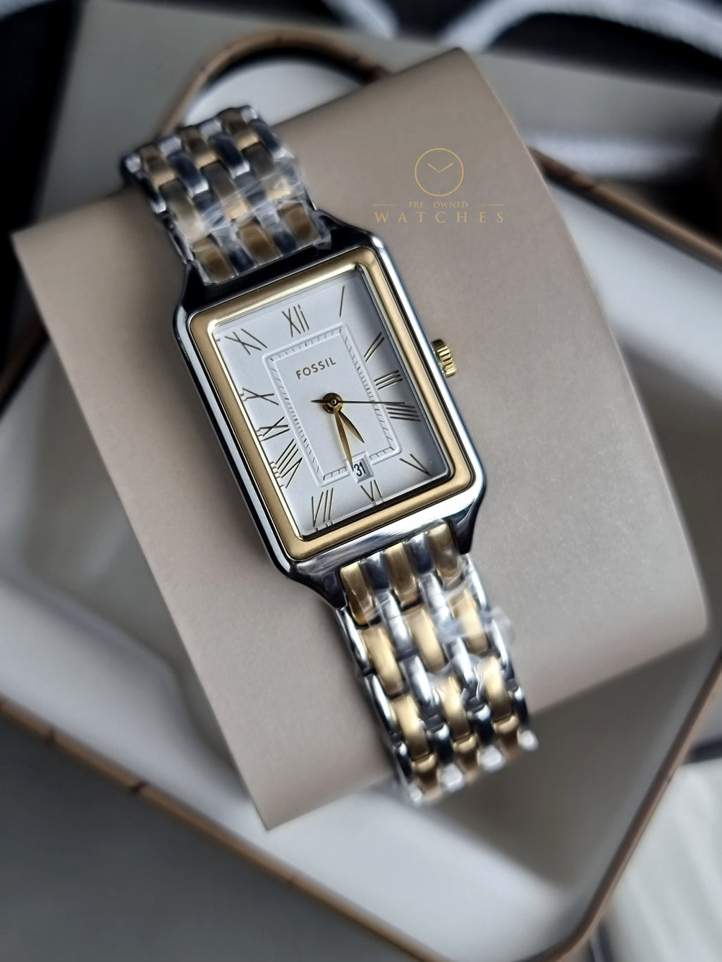 Fossil Women's Raquel Three-Hand Date Silver and Gold Two-Tone Stainless Steel Bracelet Watch ES5368(with out tag)