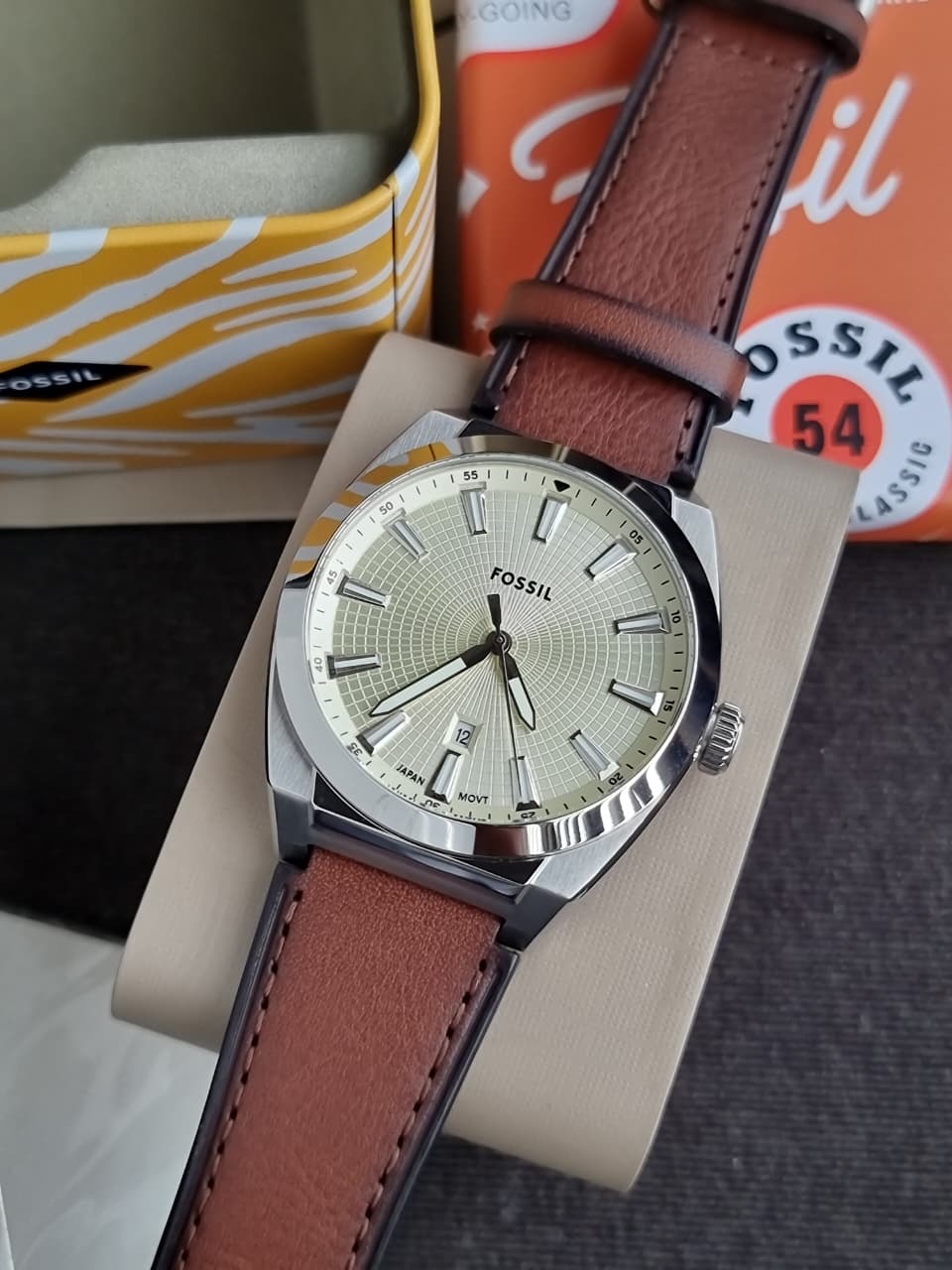 Fossil Everett 42mm Three-Hand Date Brown Leather Watch- FS6071