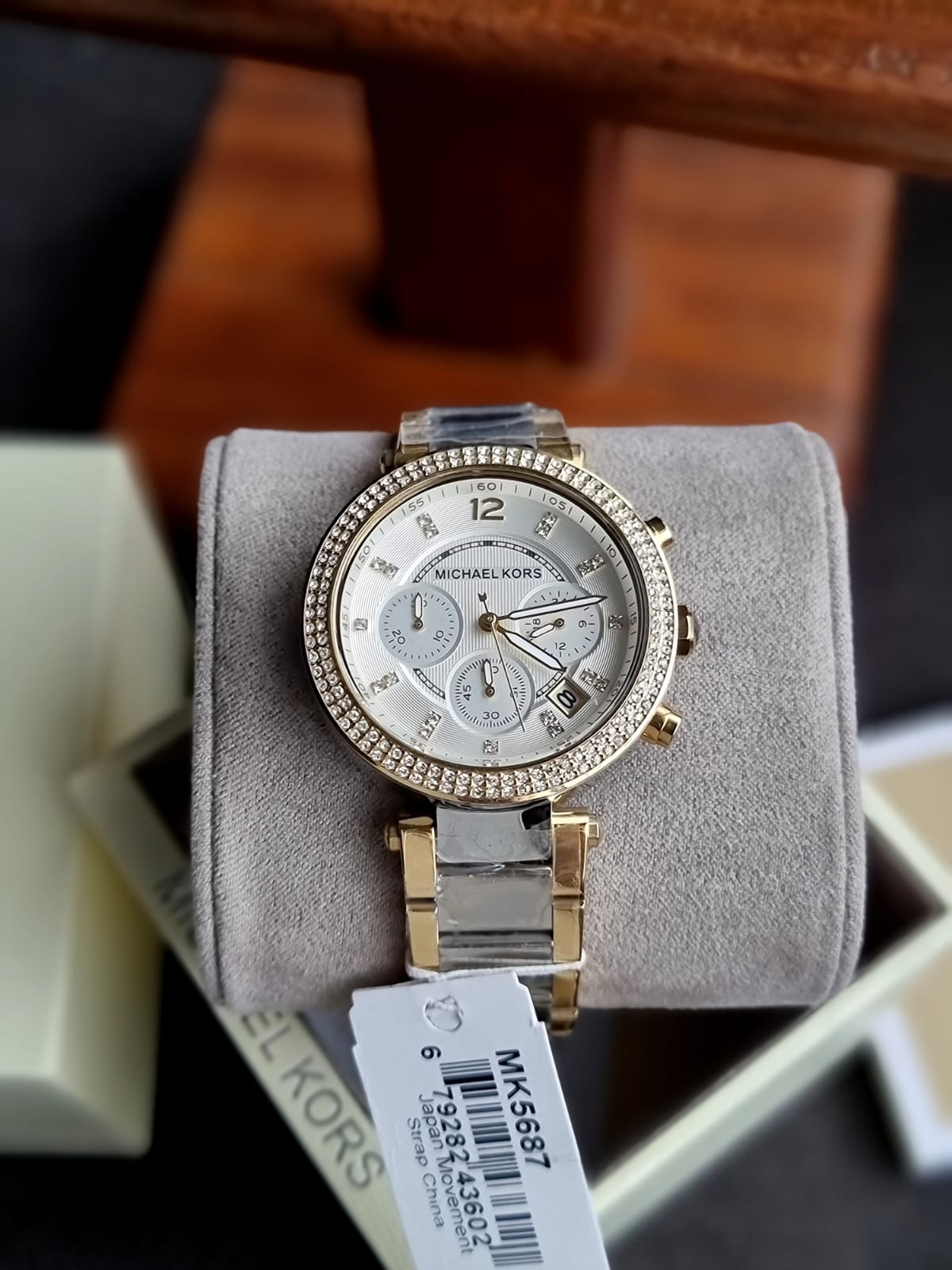 Michael Kors Women’s Quartz Two-tone Stainless Steel Silver Sunray Dial 39mm Watch MK5687