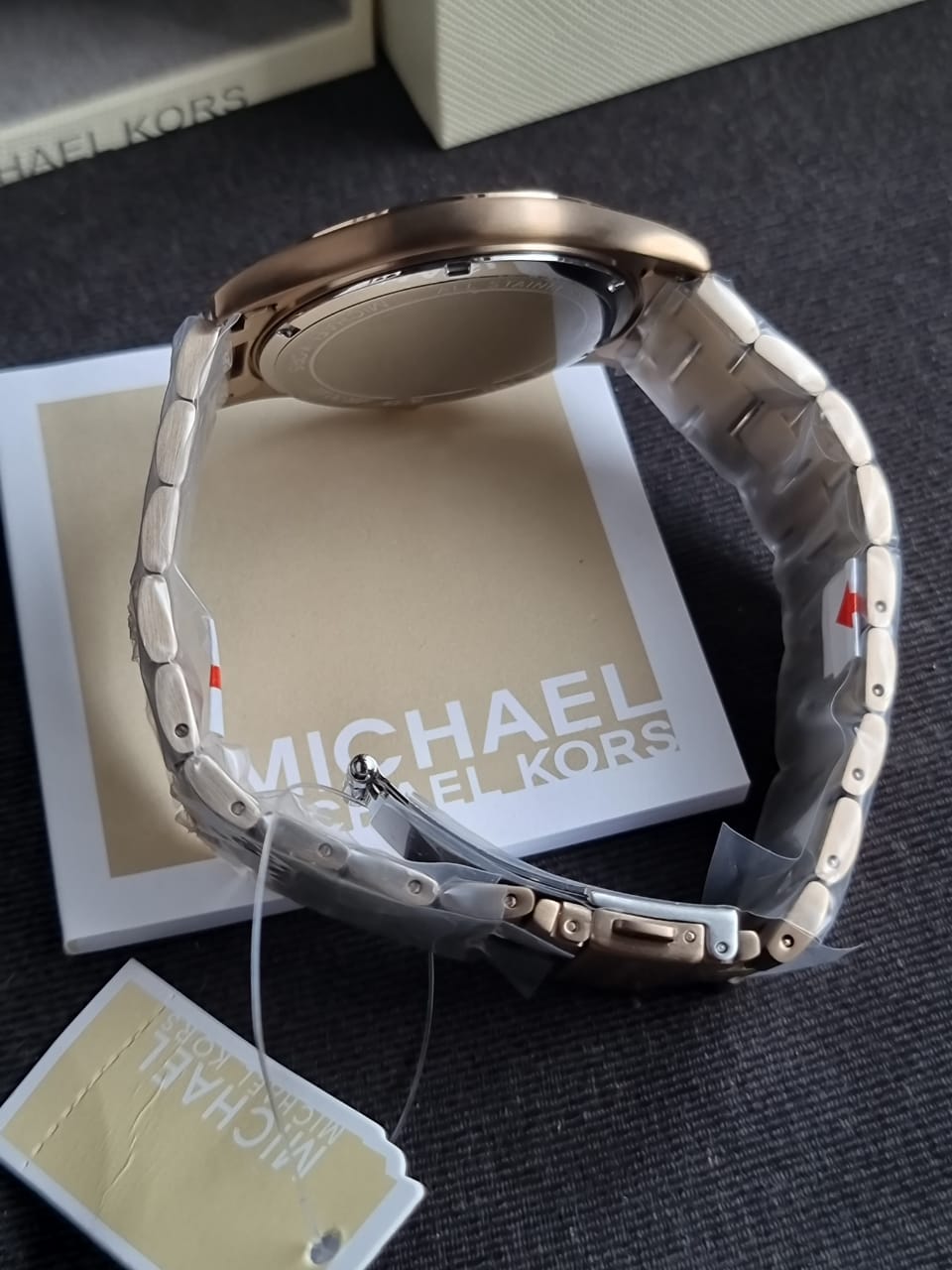 Michael Kors Men’s Quartz Beige Stainless Steel Beige Dial 45mm Watch MK9122