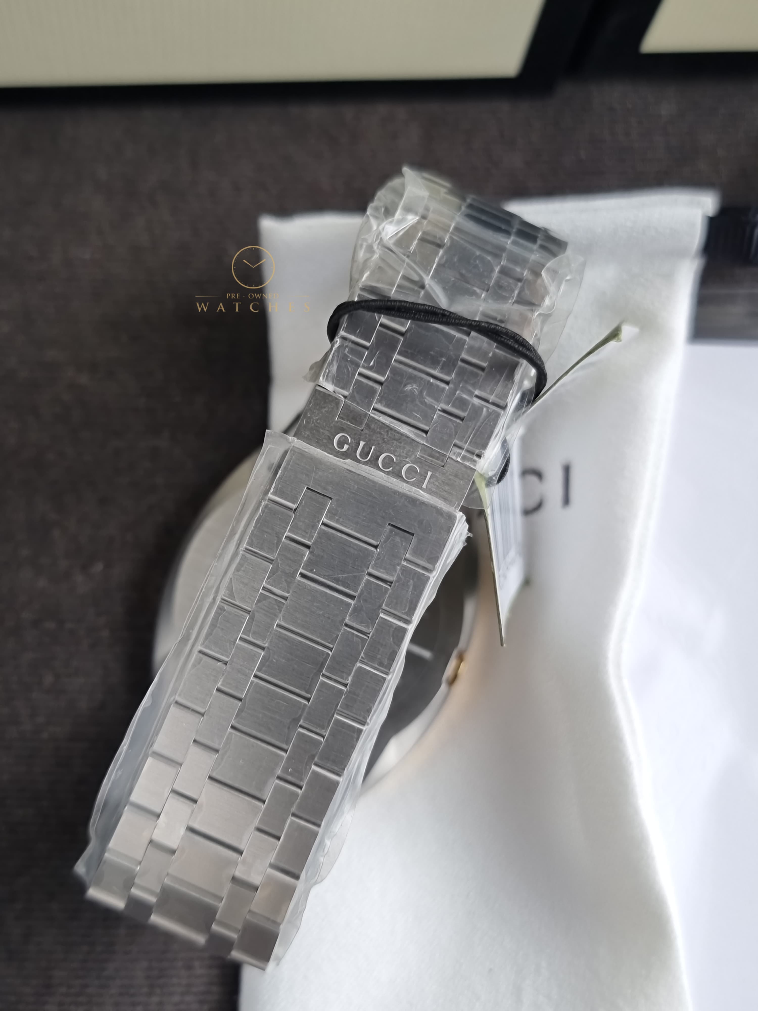 Gucci Silver Stainless Steel Gold Dial Quartz Unisex Watch - YA163405