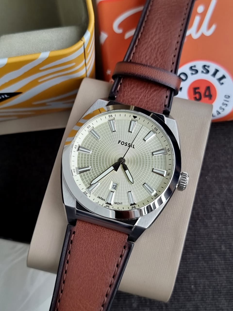 Fossil Everett 42mm Three-Hand Date Brown Leather Watch- FS6071