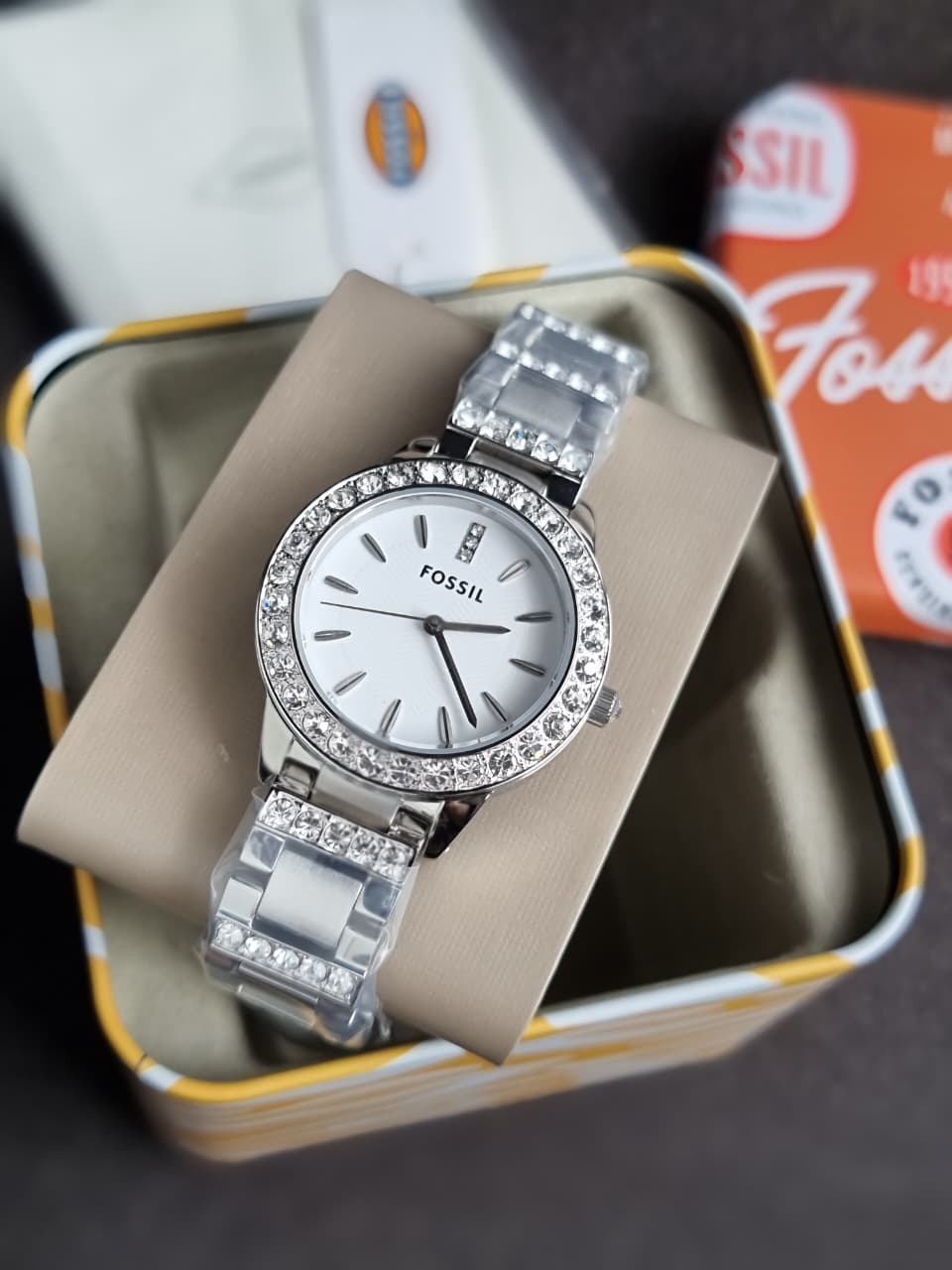Fossil
Glitz White Dial Stainless Steel Ladies Watch
ES2362