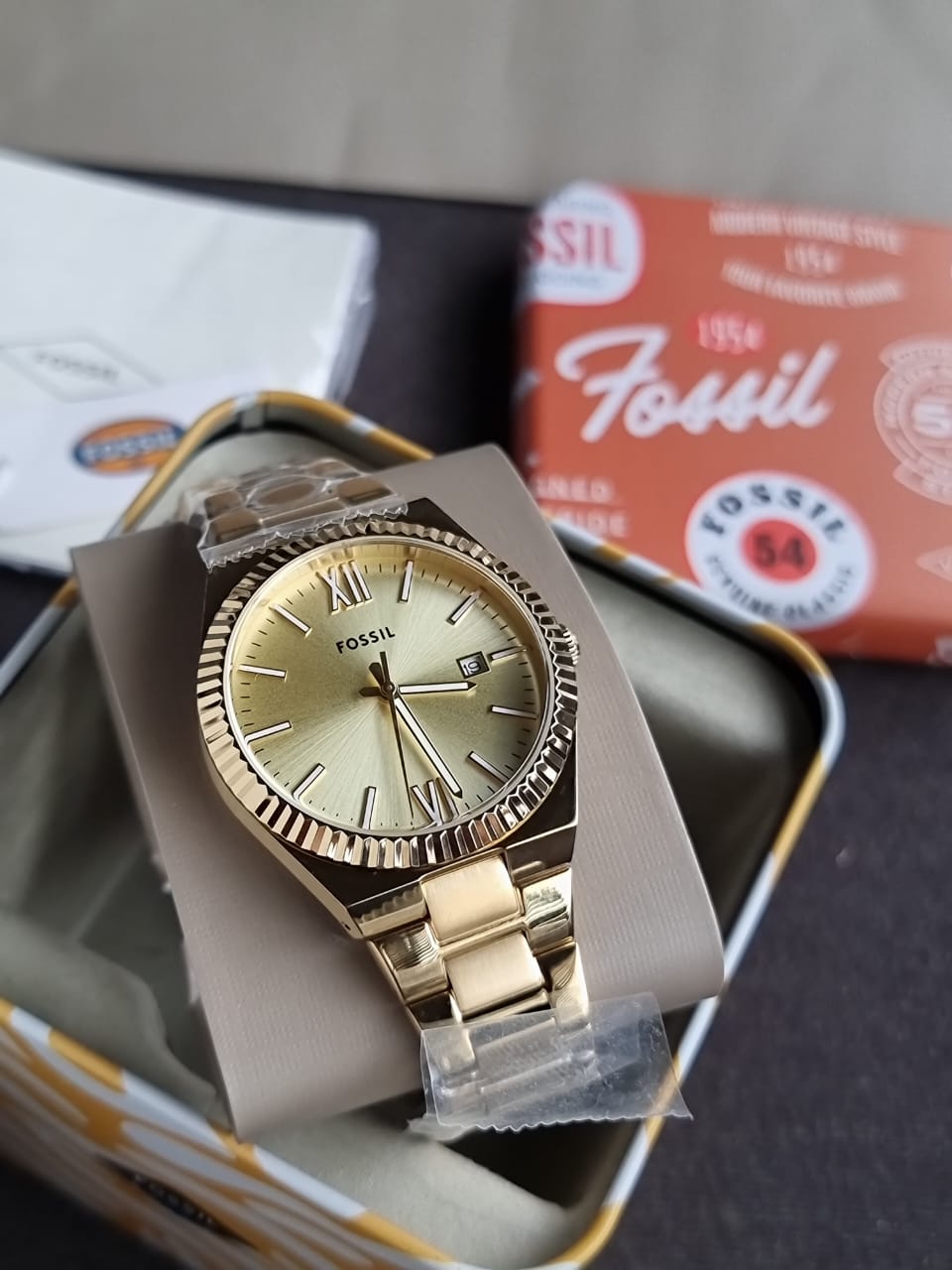 FOSSIL Scarlette Three-Hand 38mm Date Gold-Tone Stainless Steel Watch ES5299