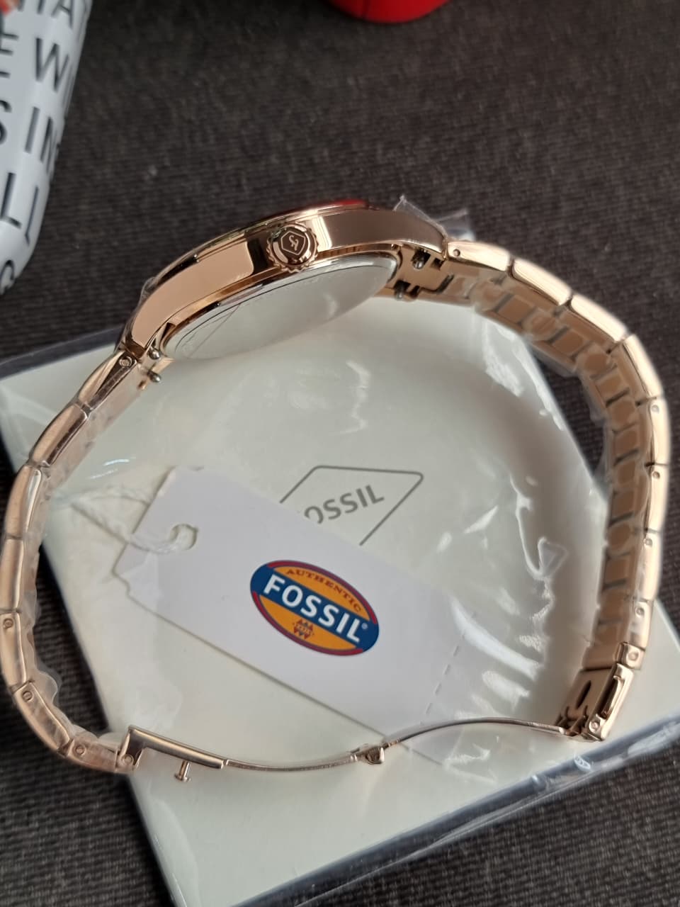Fossil Women’s Quartz Rose Gold Stainless Steel Silver Dial 38mm Watch ES5394