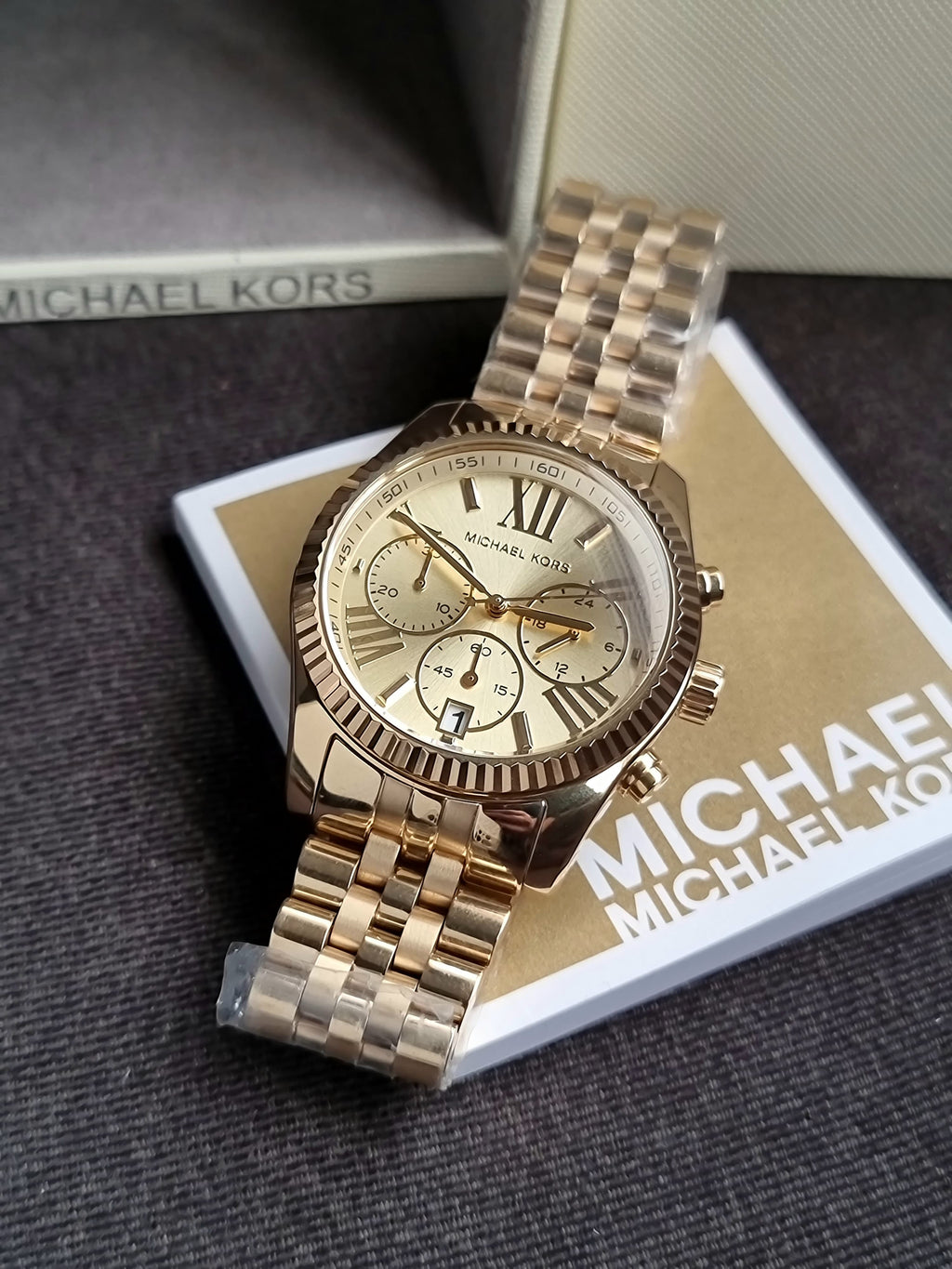 Michael Kors
lexington chronograph champagne dial ladies watch mk5556