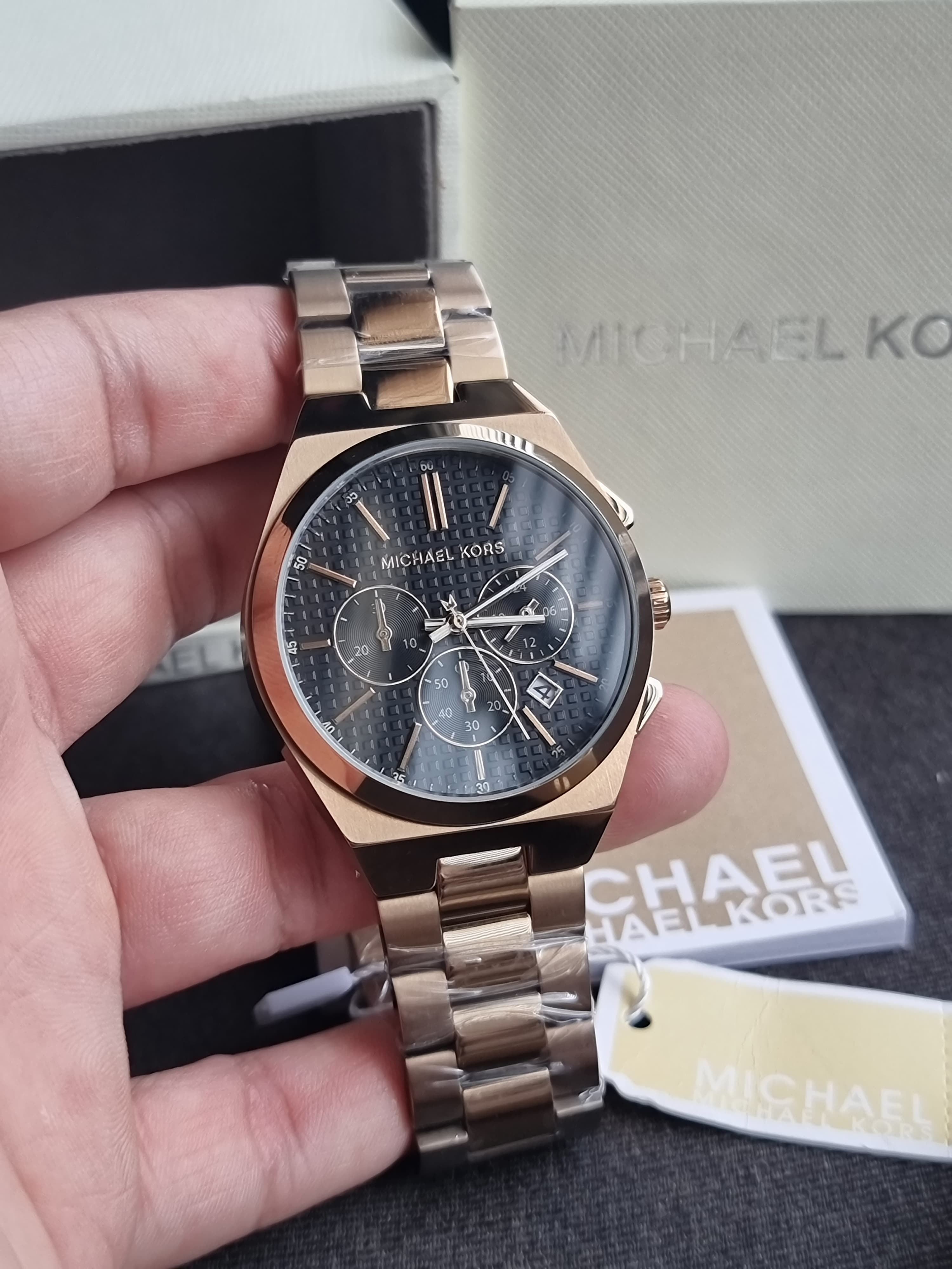 Michael Kors Men’s Quartz Rose Gold Stainless Steel Black Dial 41mm Watch MK9119