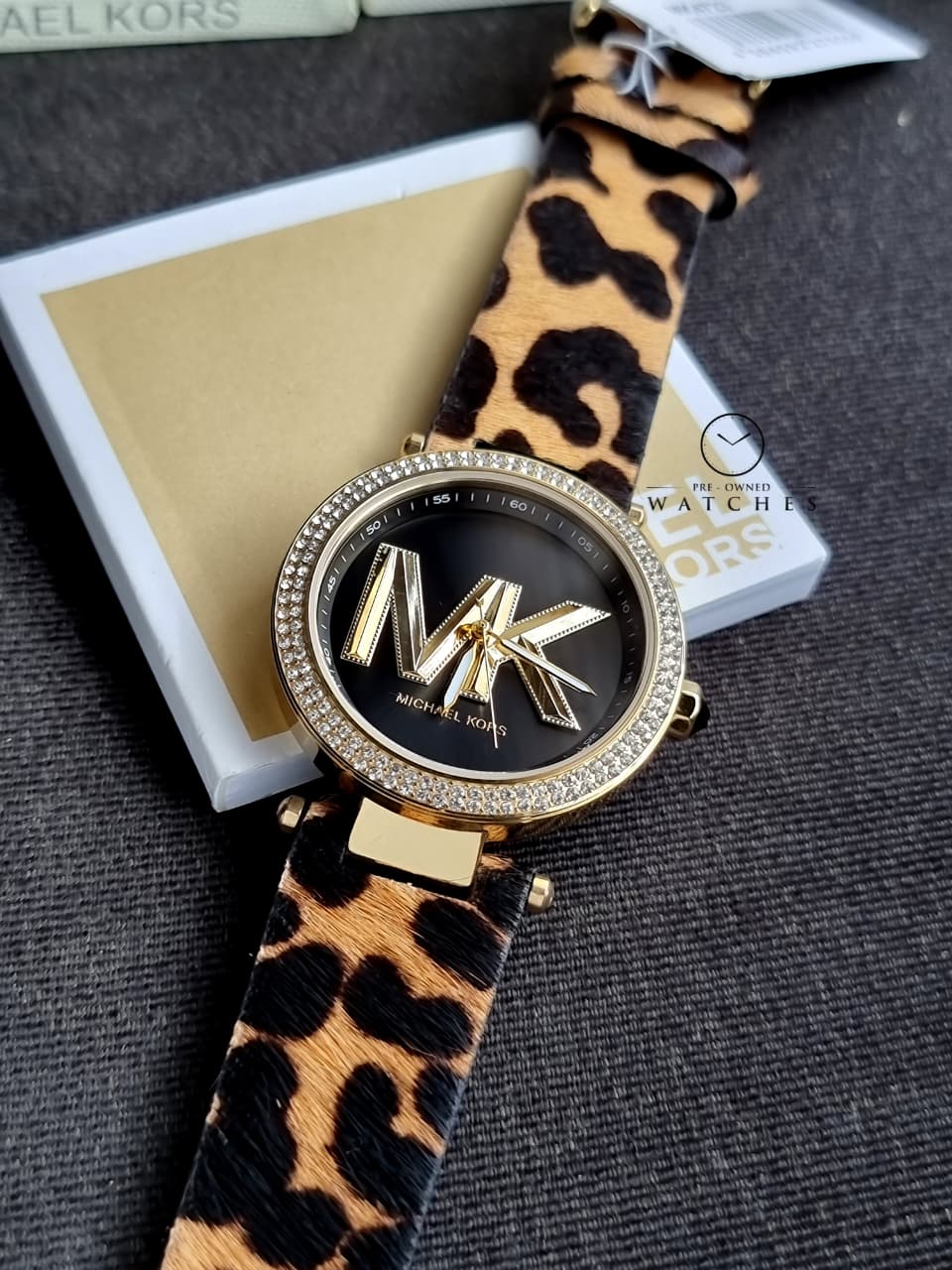 MICHAEL KORS Parker Quartz Crystal Black Dial Ladies Watch MK4723