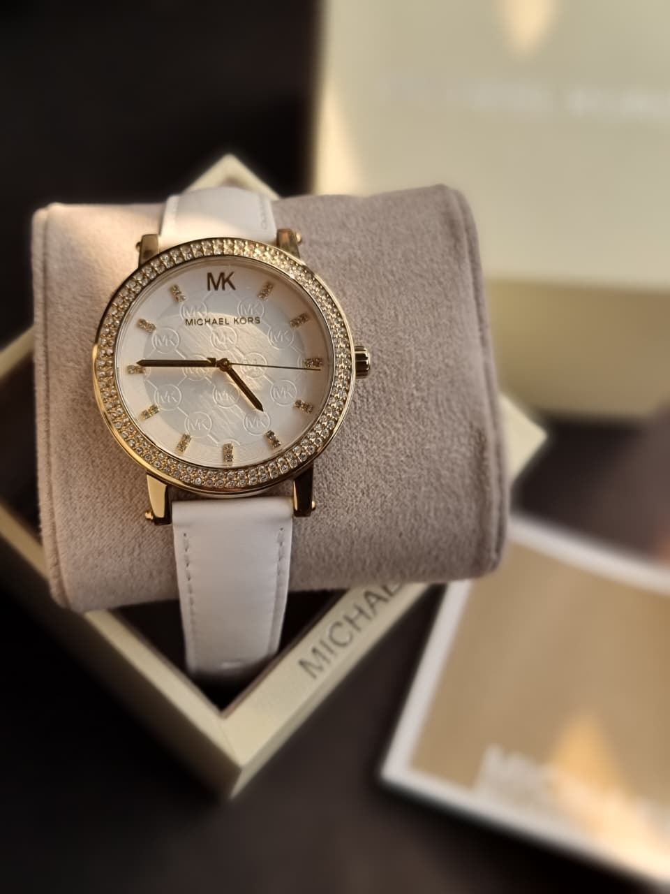 Michael Kors Women’s Quartz White Leather Strap White Dial 38mm Watch MK7551