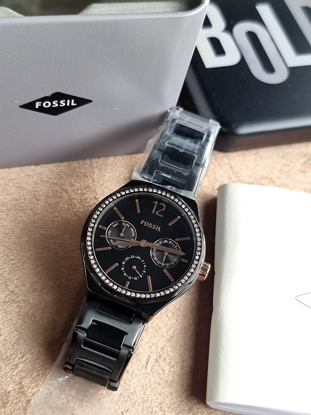 Fossil Evanston His & Her Black Stainless Steel Multifunction Couple Watch Set – BQ2645SET
Women's Dial Size 36mm
Men's Dial size 45mm