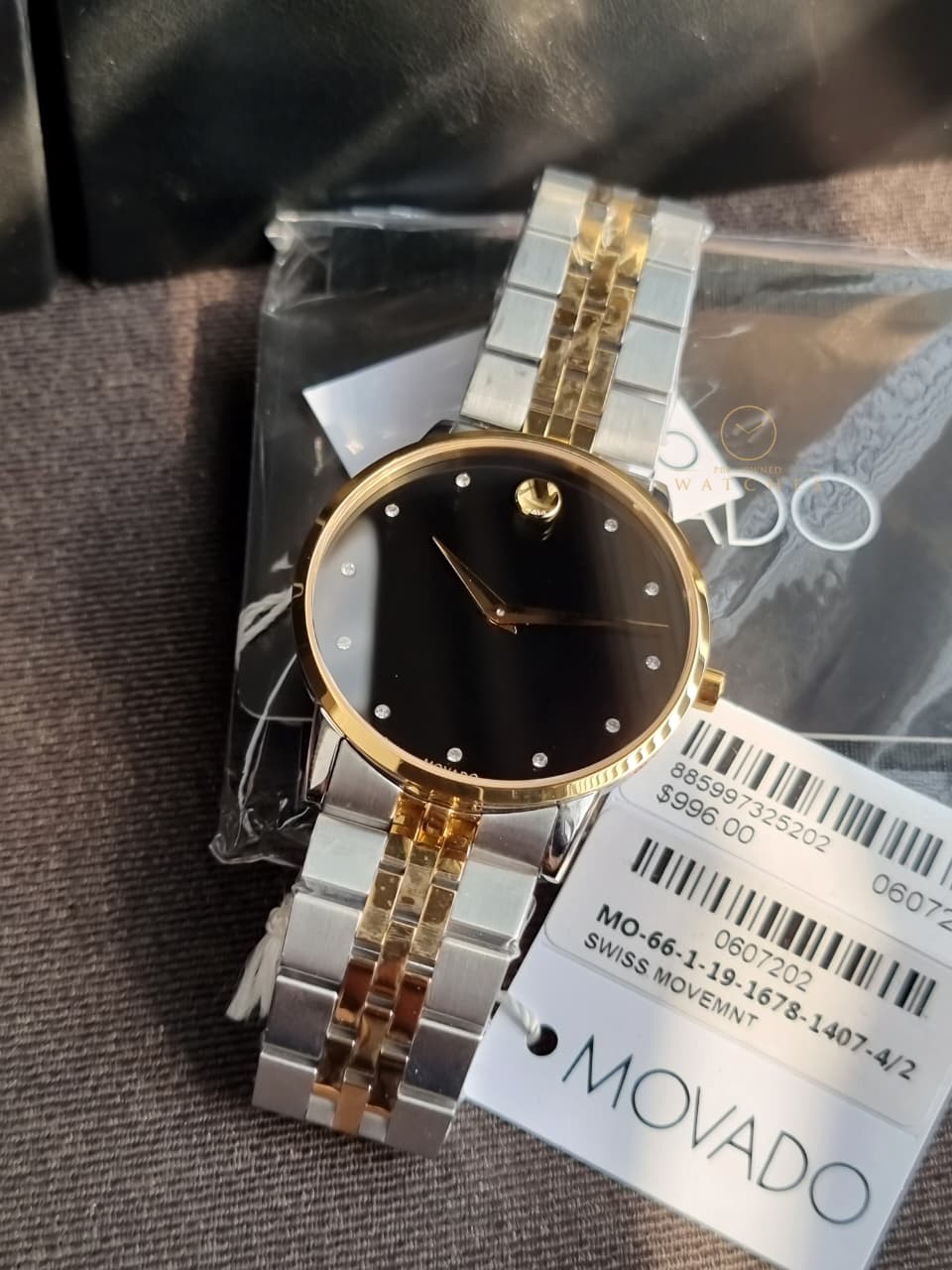 Movado 
Museum Classic Black Diamond Dial Men's Watch
0607202