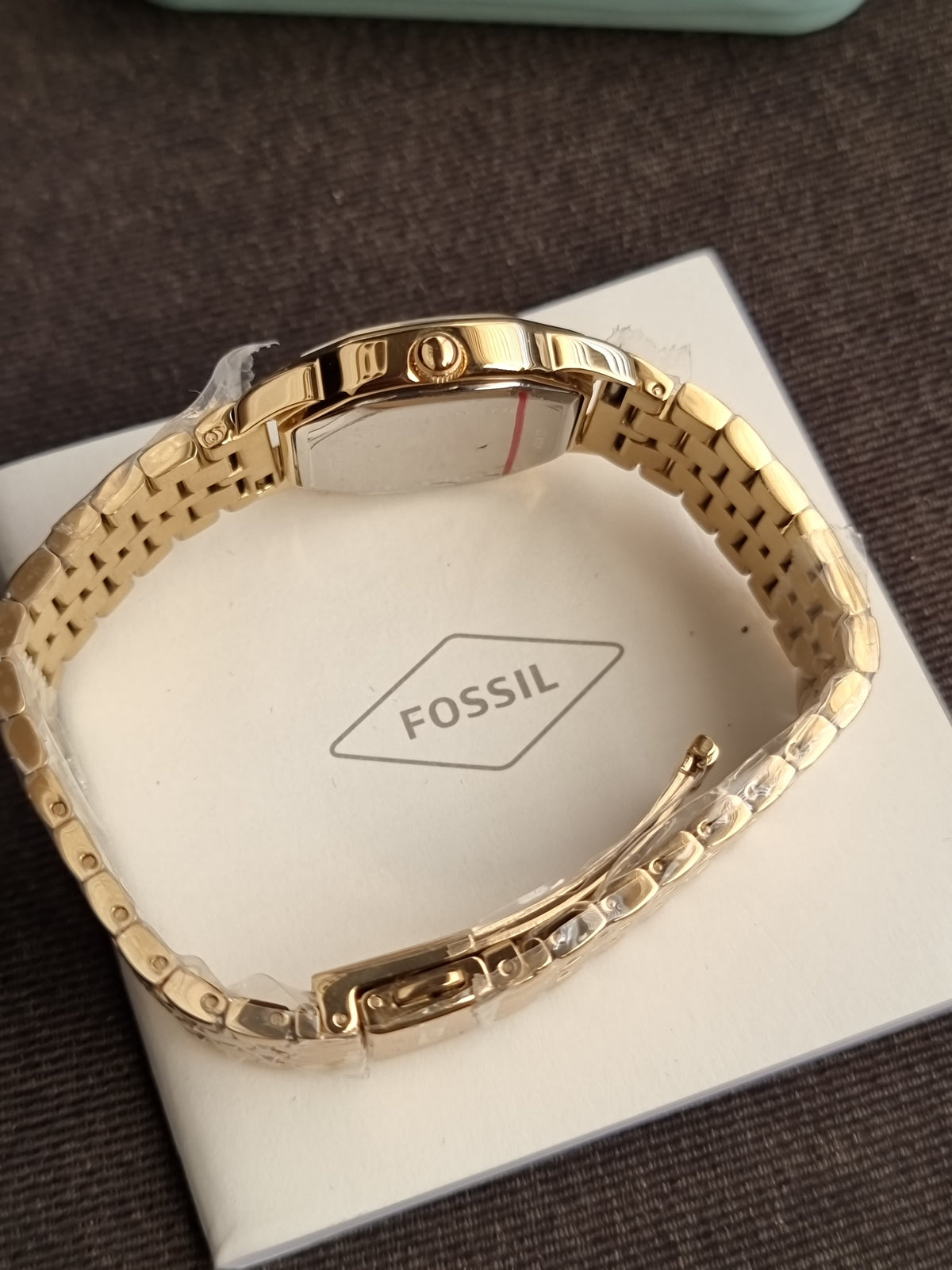 Fossil Harlow Quartz Green 27mm Dial Ladies Watch
ES5451 (Without Tag)