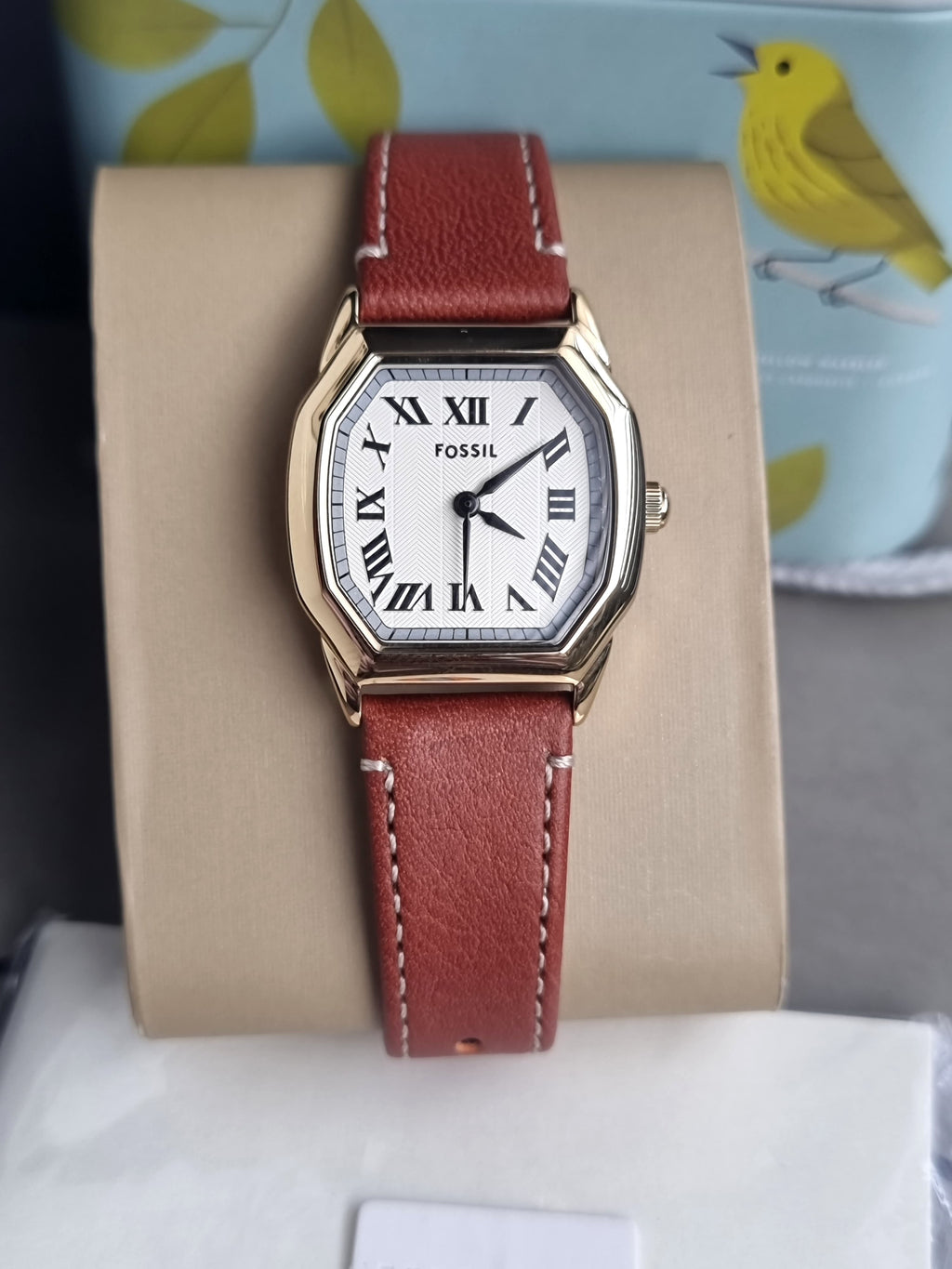 Fossil Harlow Three-Hand Brown Leather Cream Dial Women’s Watch ES5364