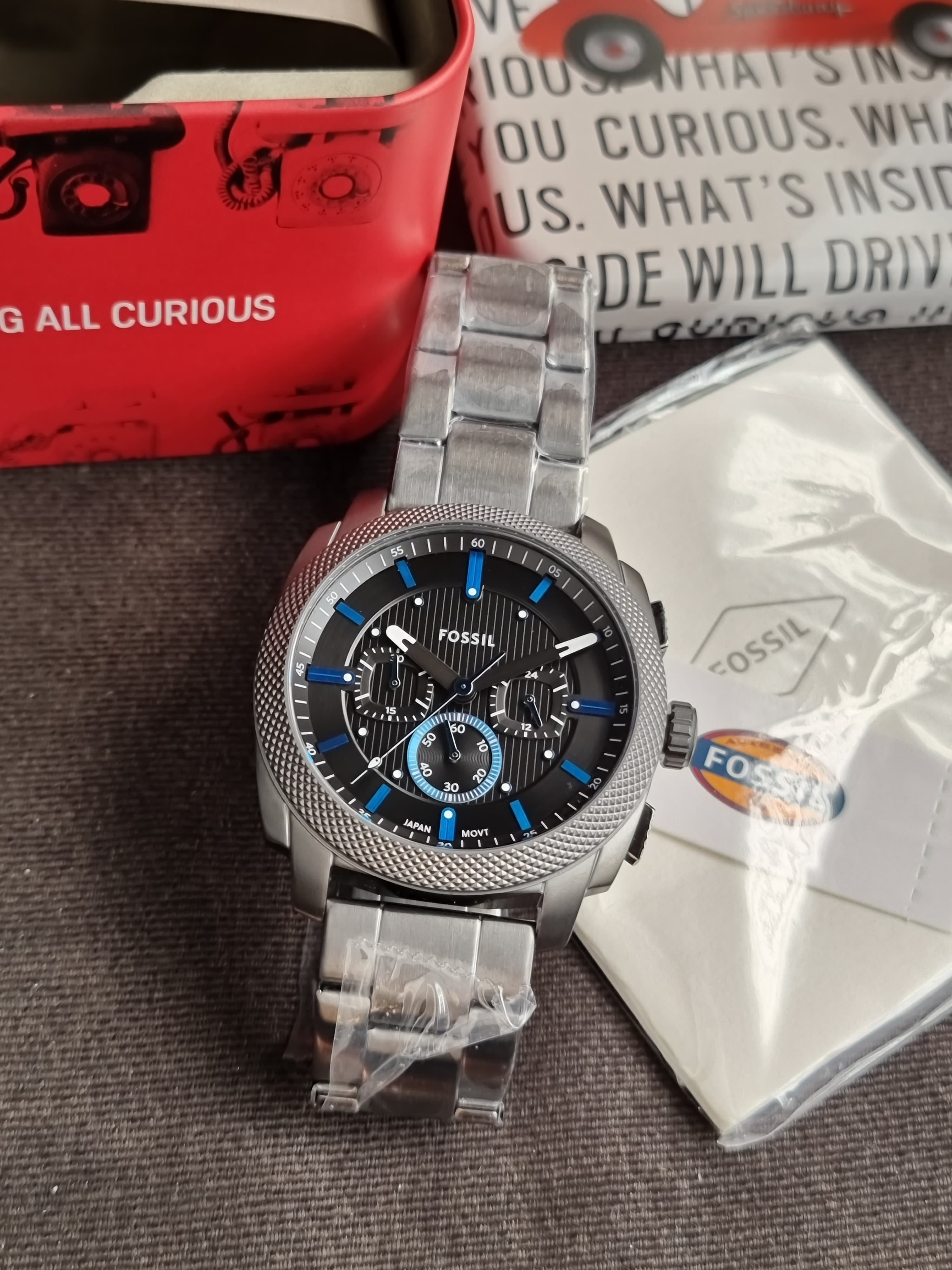 Fossil Men’s Chronograph Quartz Grey Stainless Steel Black Dial 44mm Watch FS6098