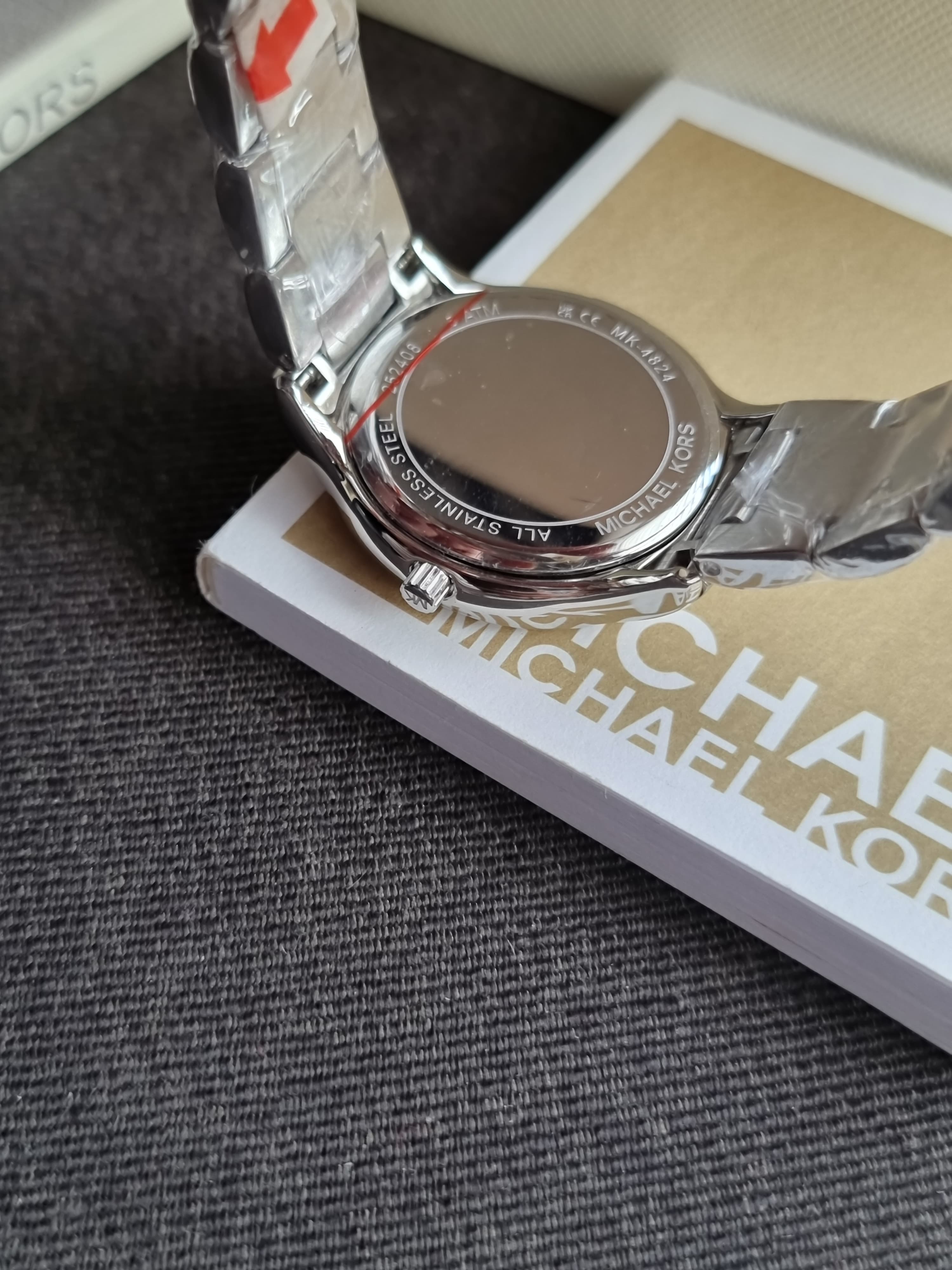 Michael Kors Sage Quartz Mother of Pearl Dial Ladies Watch
MK4824