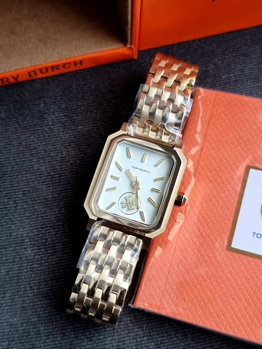 Tory Burch TBW1500 Robinson Stainless Steel Gold Watch(without tag)