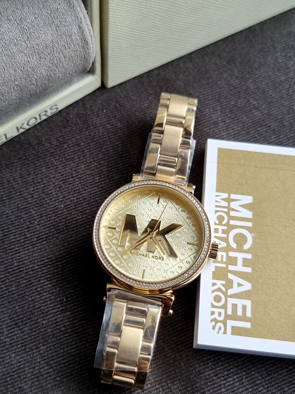 Michael Kors Women’s Quartz Stainless Steel Gold Dial 36mm Watch MK4334 (without Tag)