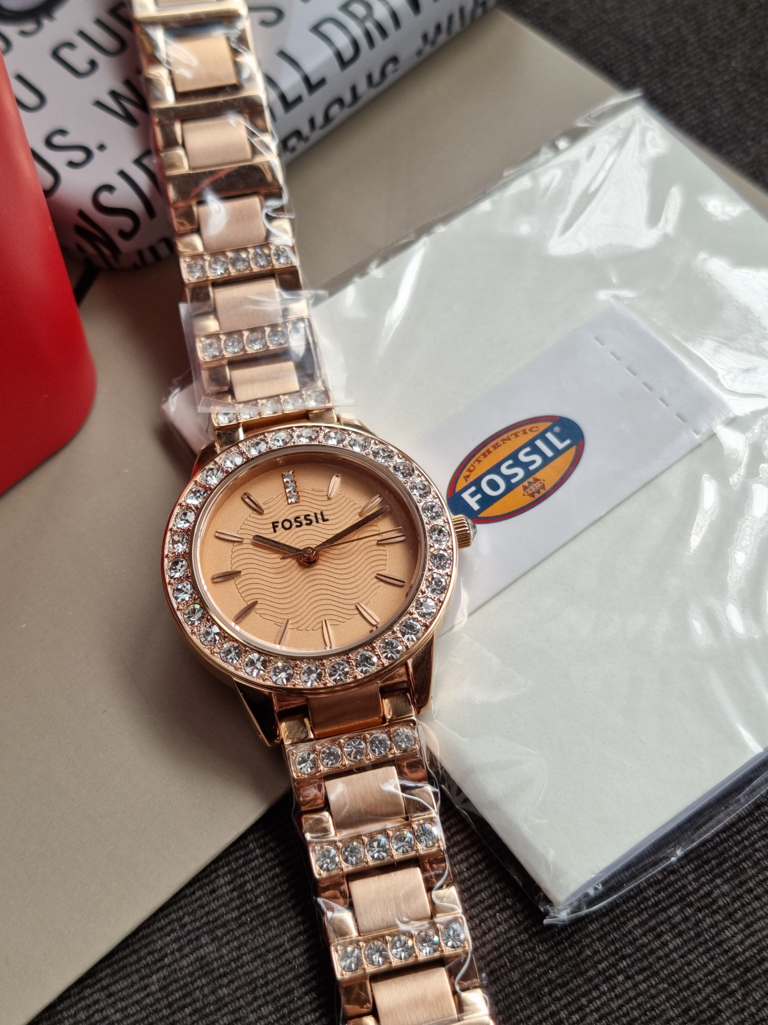 Fossil Jesse Rose Three Hand Gold-Tone Stainless Steel Watch ES3020