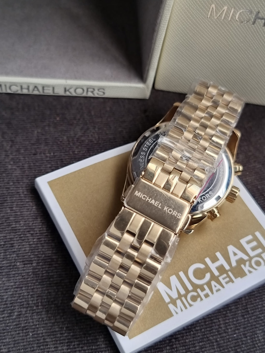 Michael Kors
lexington chronograph champagne dial ladies watch mk5556