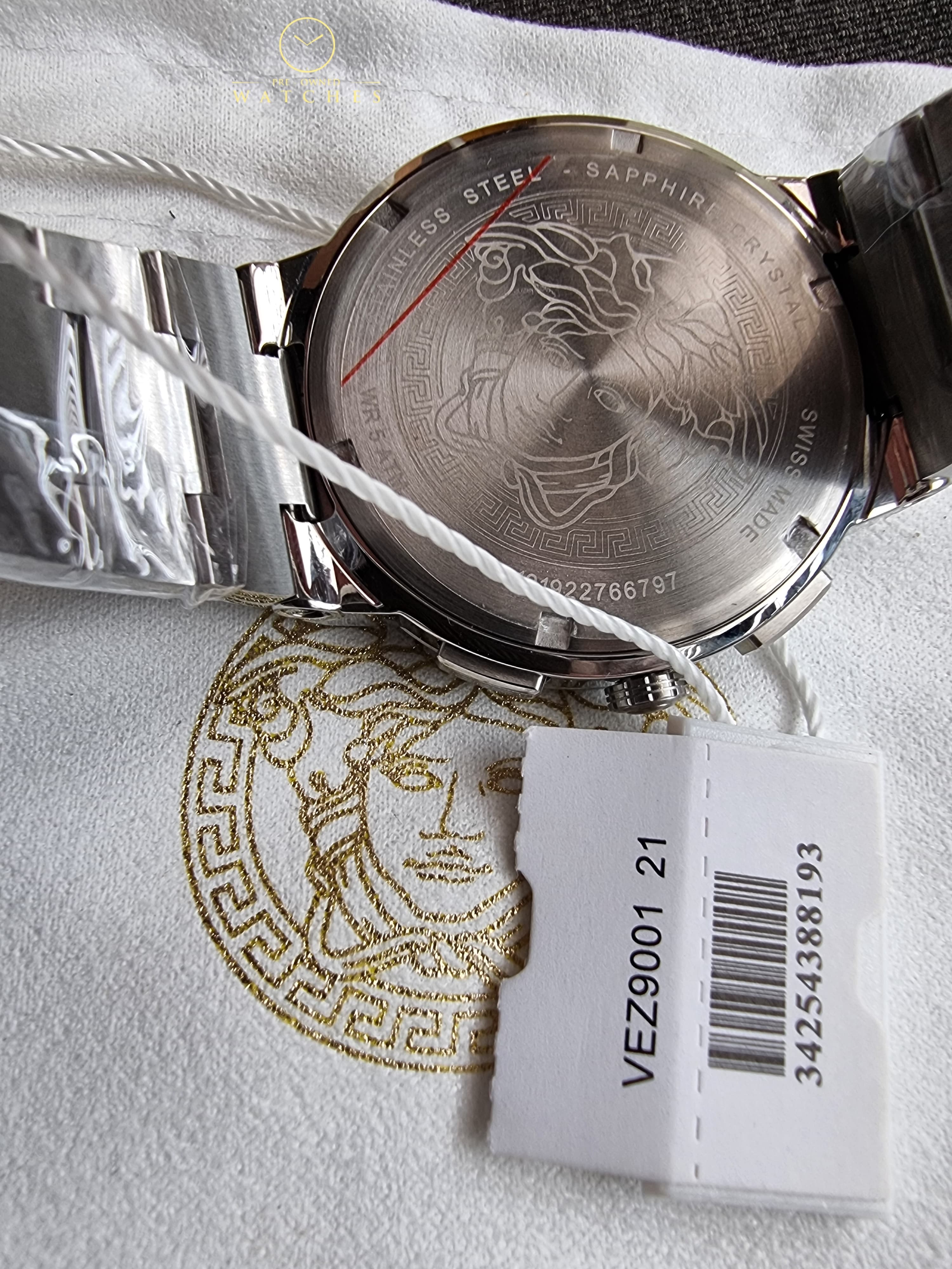 Versace Men’s Quartz Swiss Made Silver Stainless Steel Green Dial 43mm Watch VEZ900121