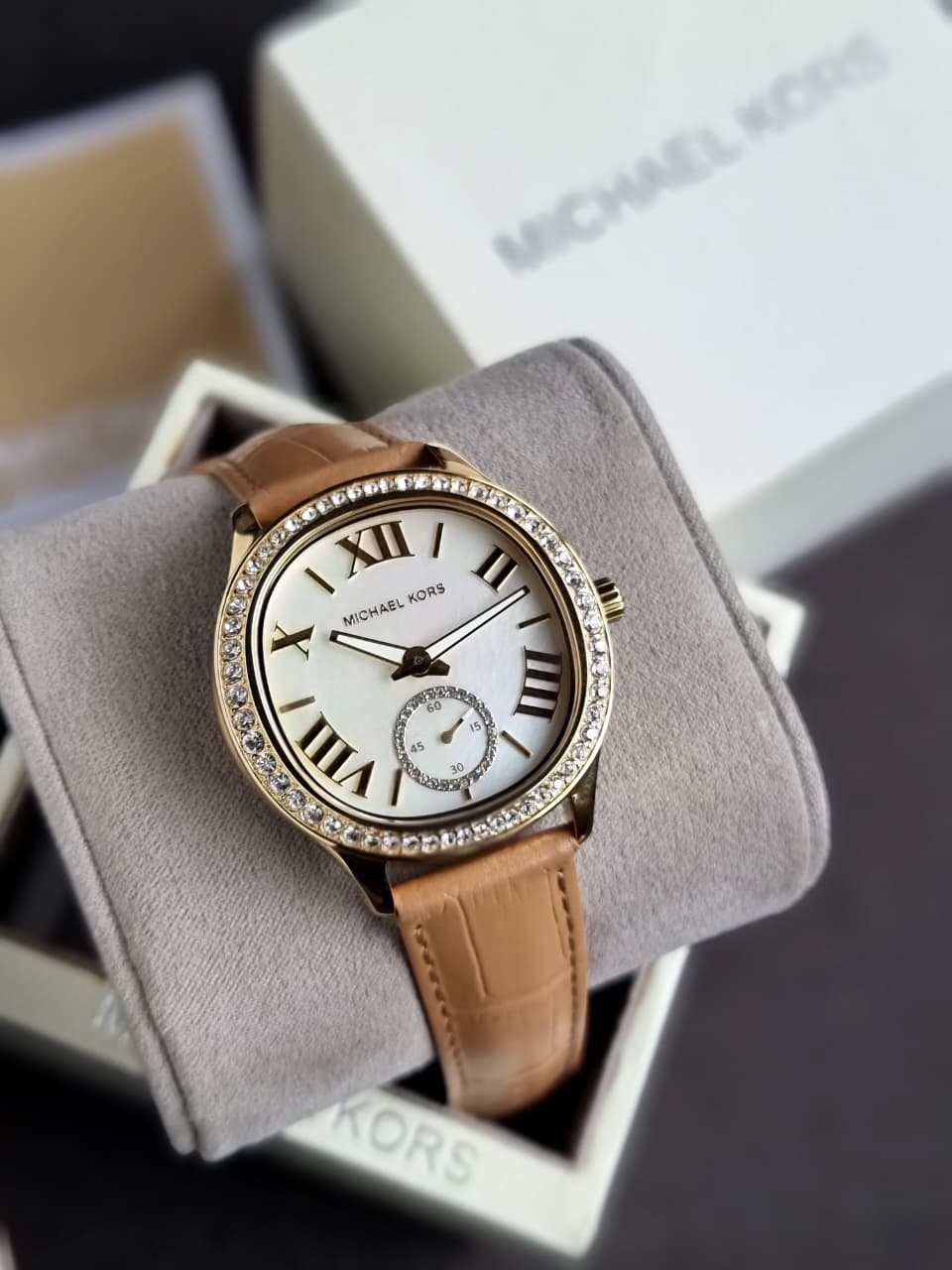 Michael Kors Sage Brown Leather Strap Mother Of Pearl Dial Quartz Watch for Ladies - MK4819