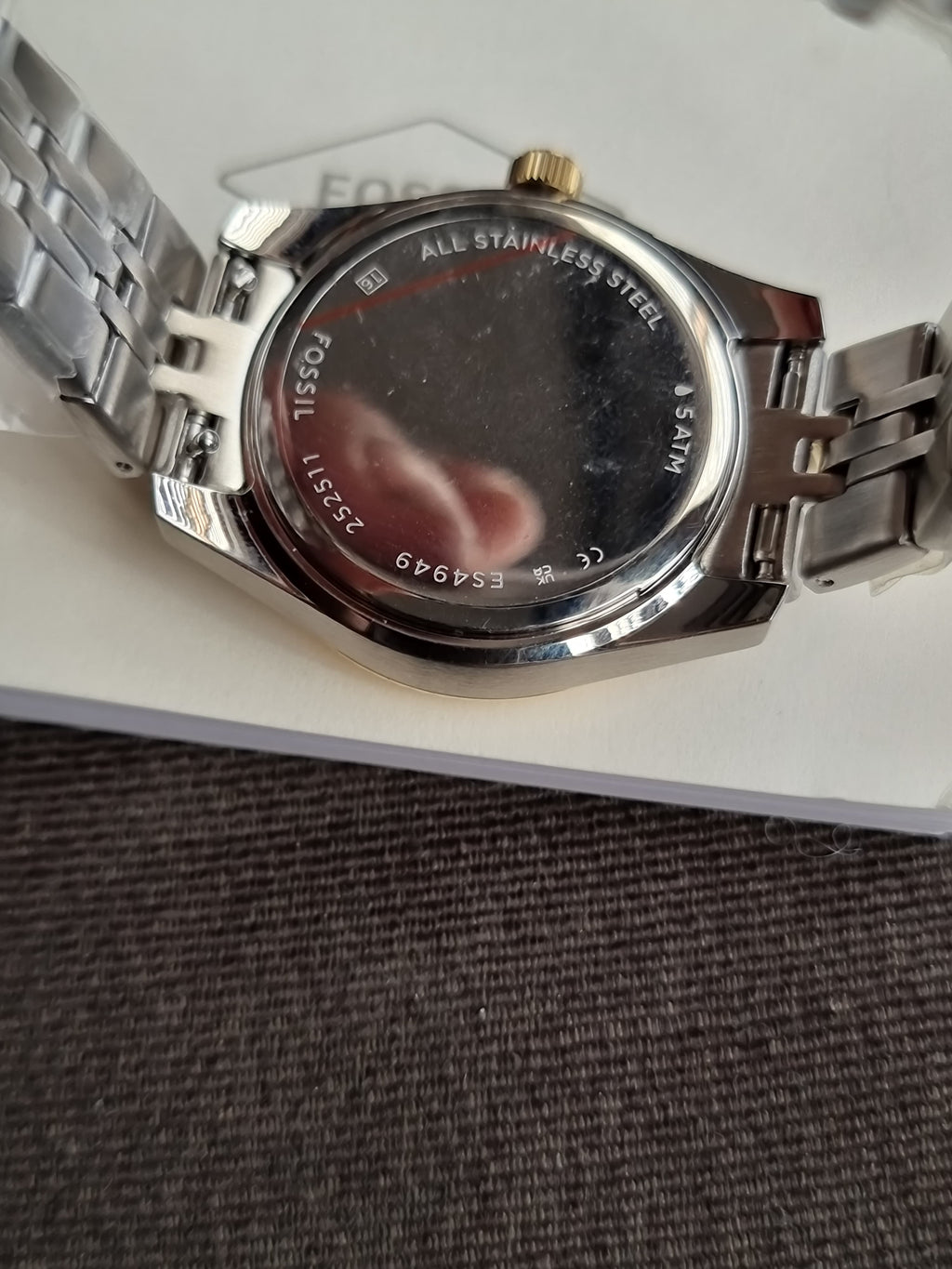 Fossil Scarlette Three Hand Date 33mm Women Quartz Watch 
ES4949 (Without Tag)