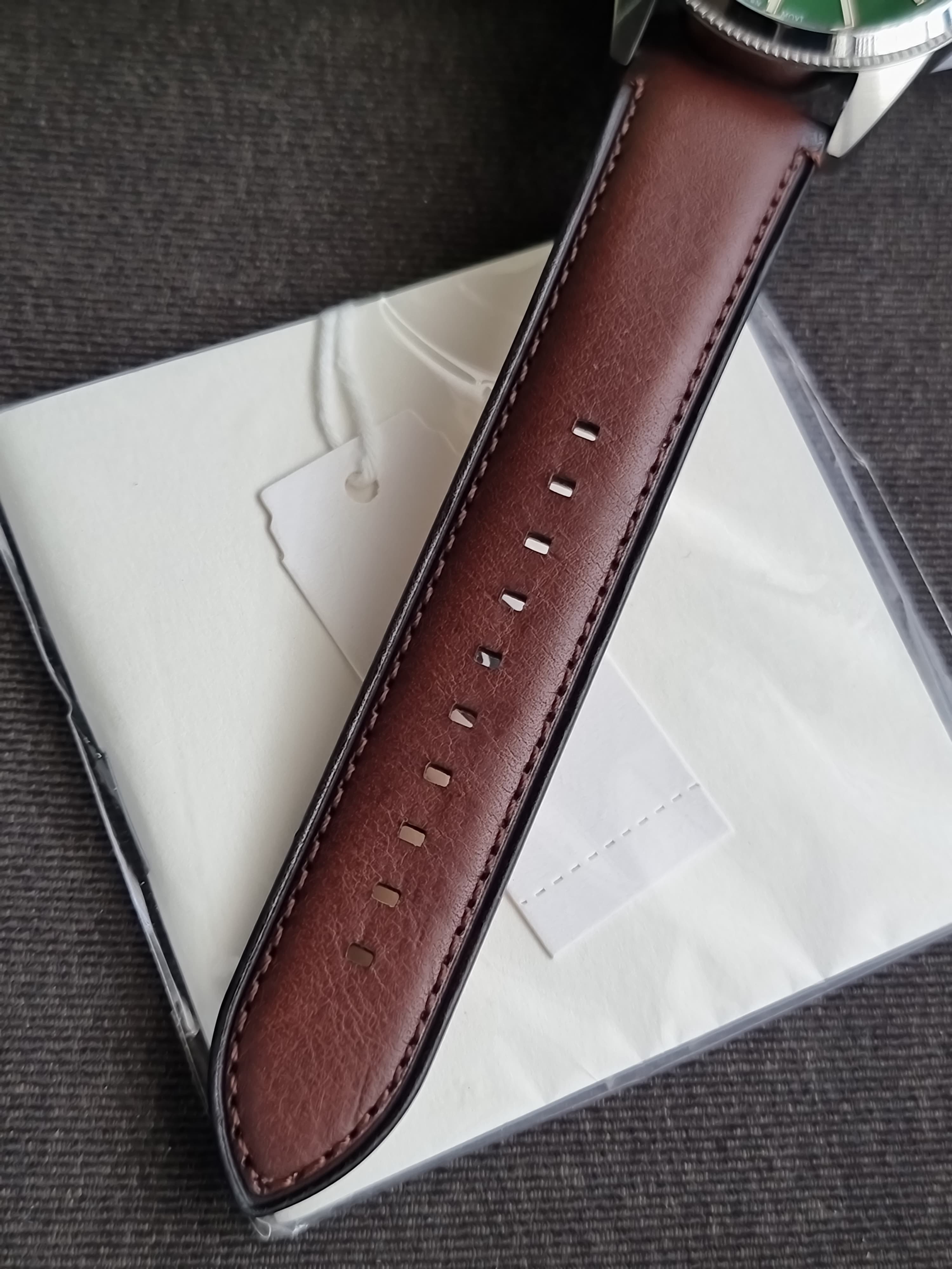 Fossil Pearson Brown Quartz 42mm Dial Leather Watch FS6137