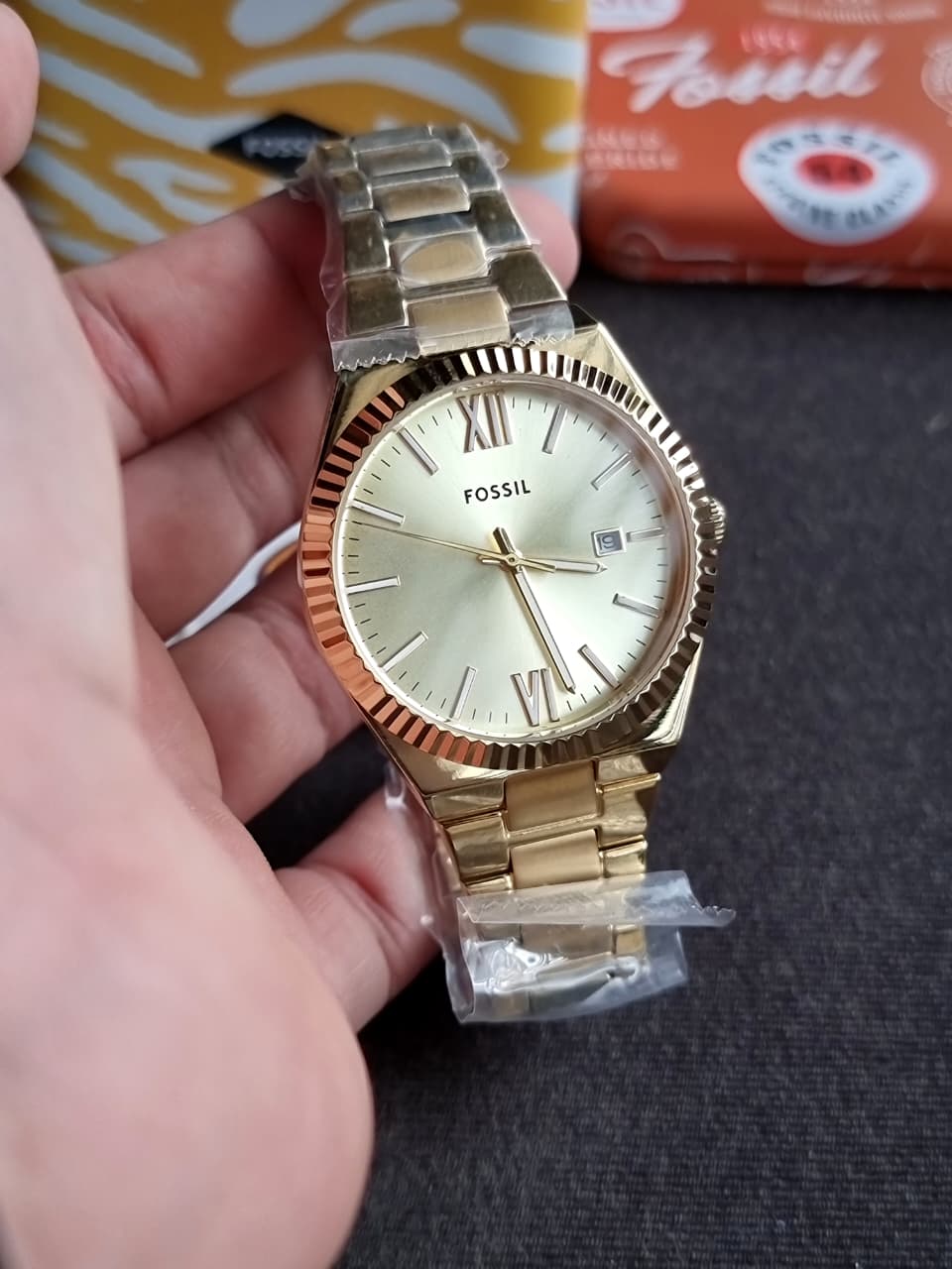 FOSSIL Scarlette Three-Hand 38mm Date Gold-Tone Stainless Steel Watch ES5299
