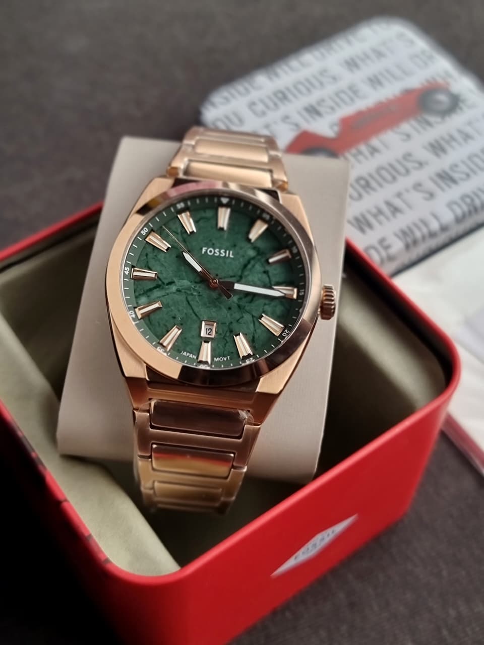 Fossil
Everett Quartz Green Dial Men's Watch
FS6074
