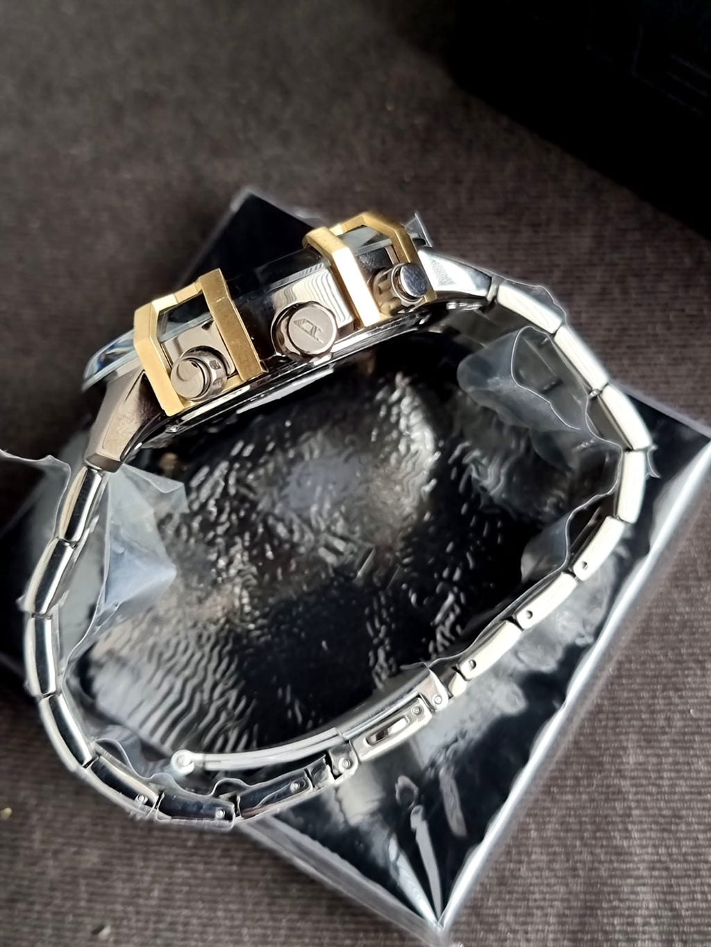 Diesel 
Griffed Chronograph Quartz Grey Dial Men's Watch
DZ4668