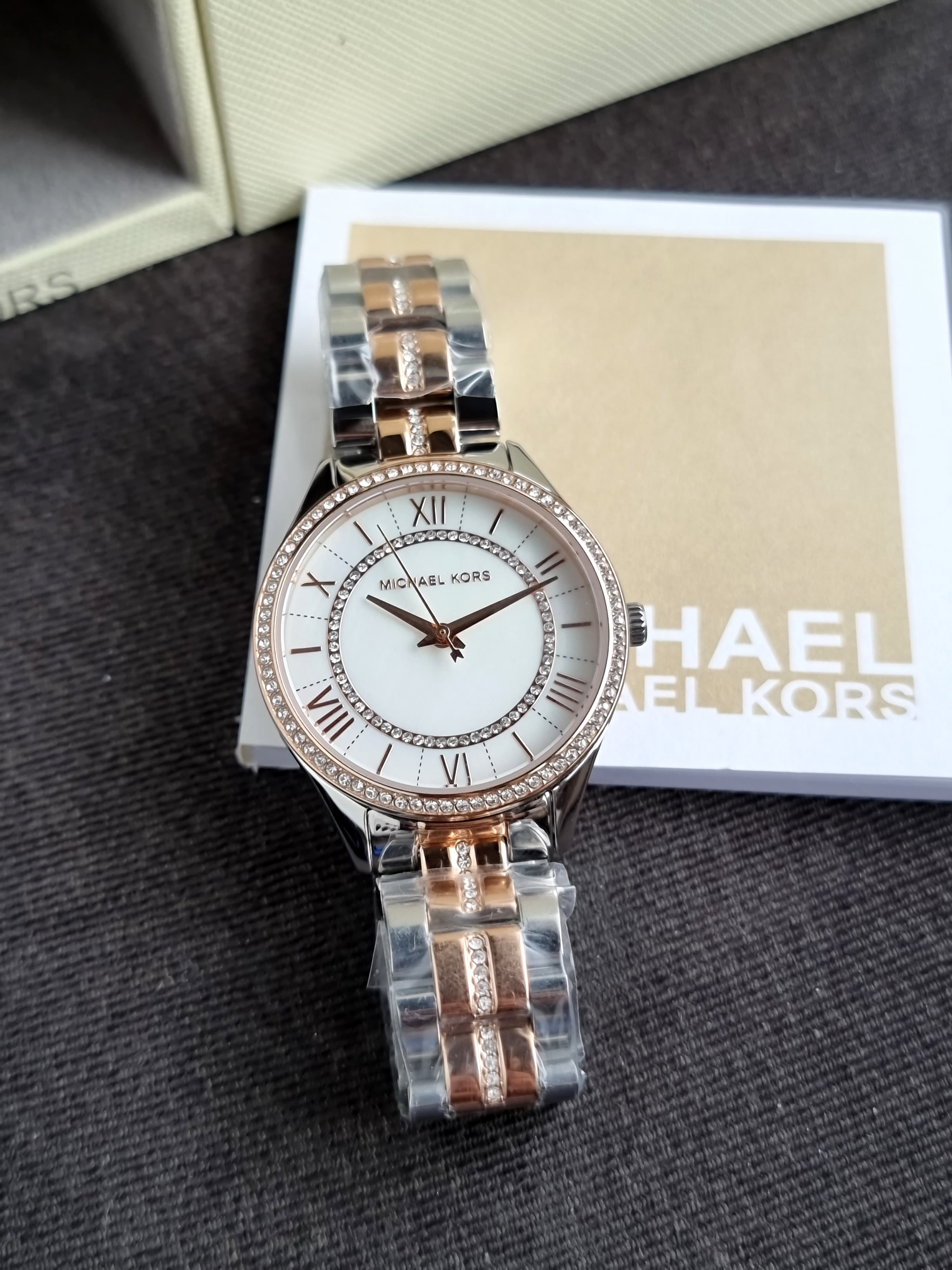 Michael Kors Lauryn Stainless Steel Women’s White Dial Women’s Watch MK3979