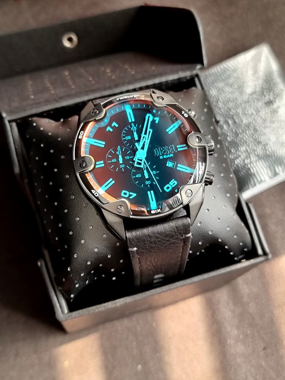 Diesel
Spiked Chronograph Quartz Men's Watch DZ4667