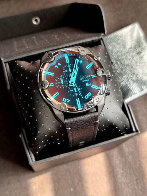 Diesel
Spiked Chronograph Quartz Men's Watch DZ4667