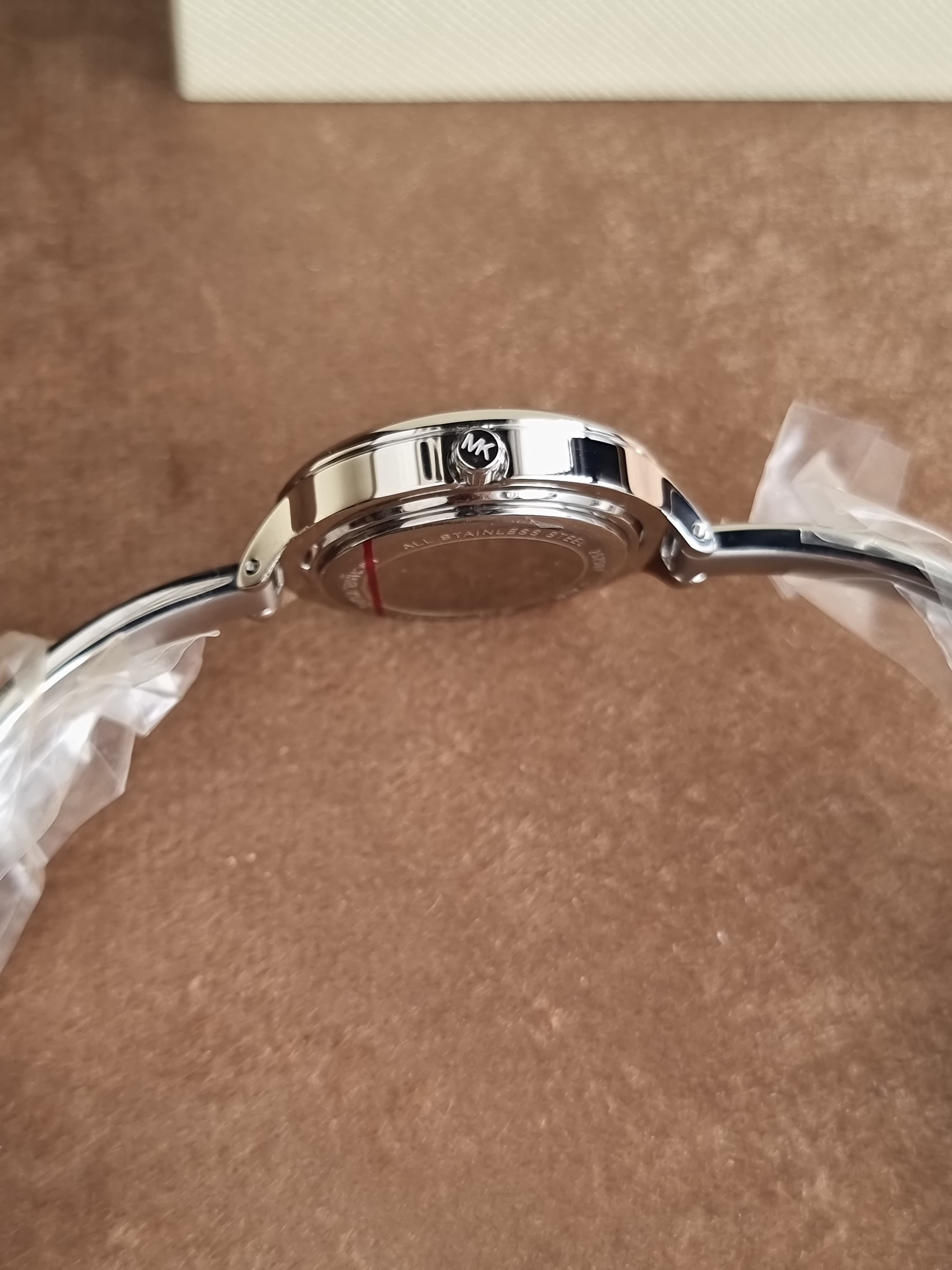 Michael Kors 28mm
MK4930 Izzy women's Watch