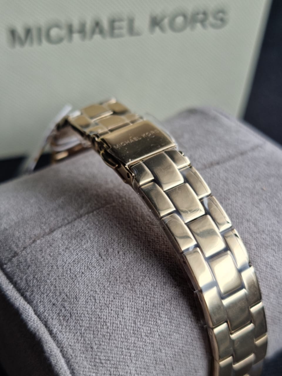 Michael Kors Women’s Quartz Stainless Steel Gold Peacok Dial 36mm Watch MK3945