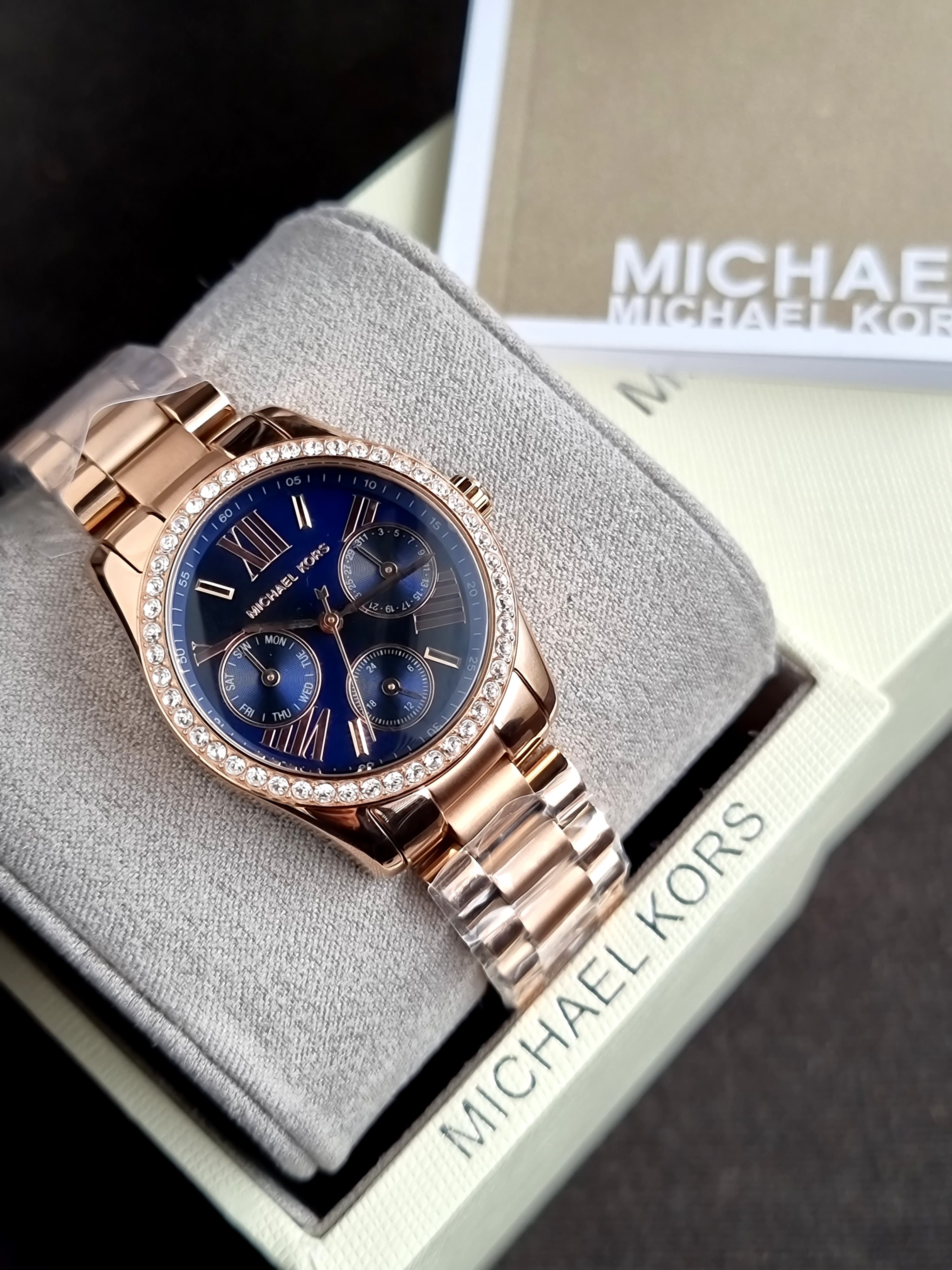 Michael Kors Lexington MK4926 33mm Women's Watch
