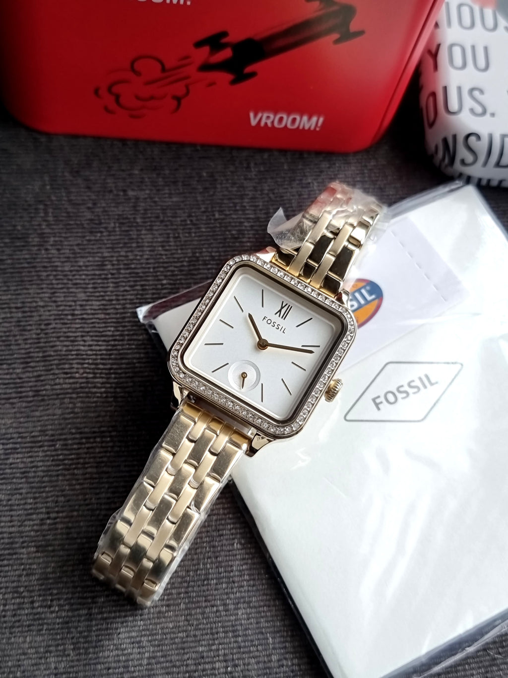 Fossil Women’s Quartz Gold Stainless Steel White Dial 28mm Watch BQ3979