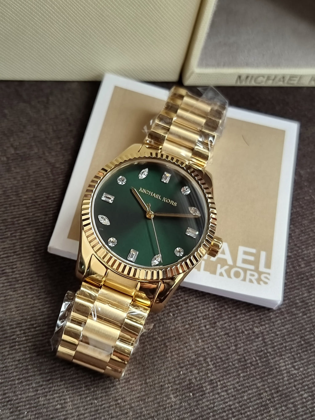 Michael Kors Lexington Gold Stainless Steel Green Dial Quartz Watch for Ladies - MK7449
(Without tag)