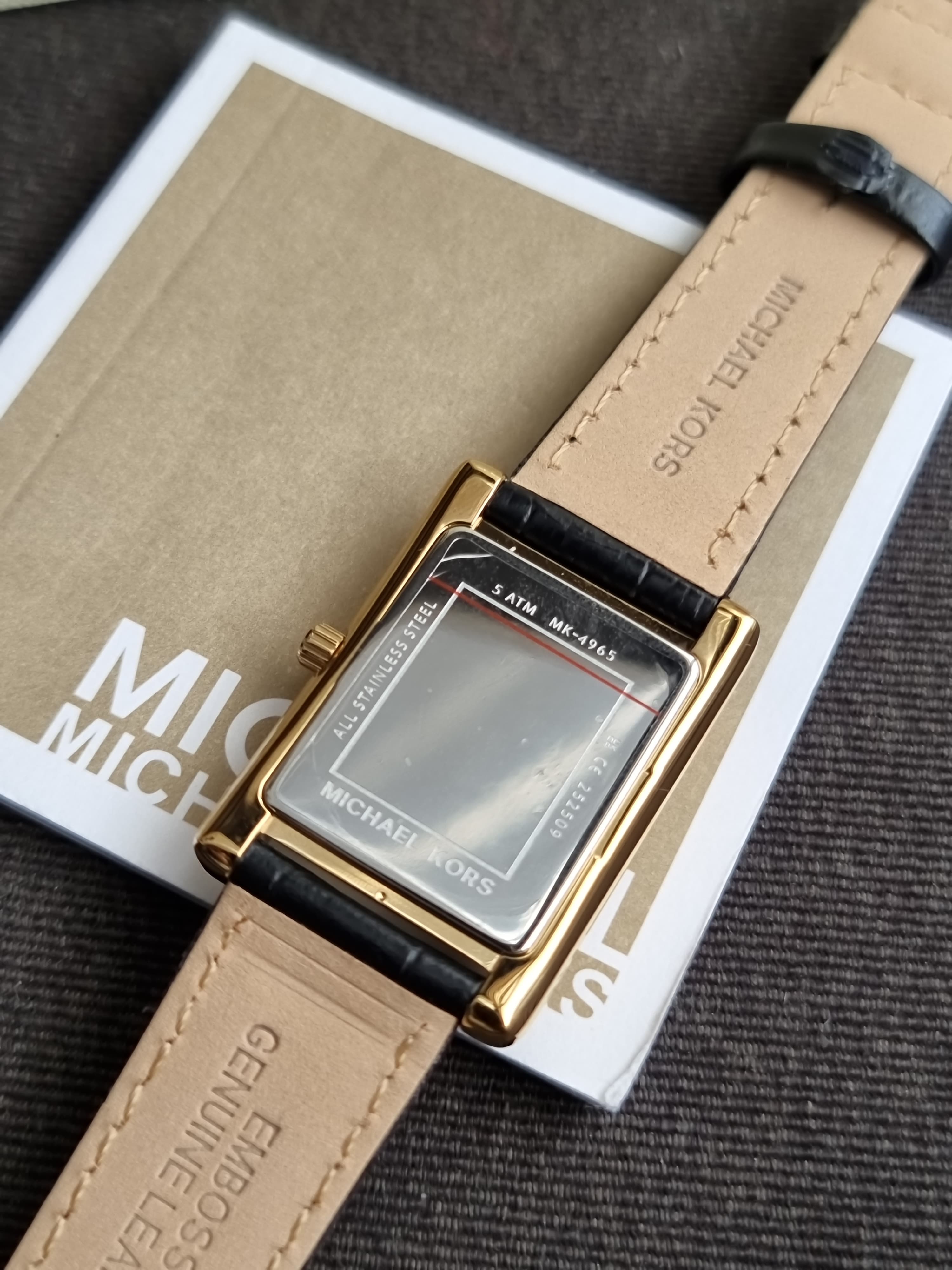 Michael Kors Essex Quartz 26mm Gold Dial Ladies Watch
MK4965