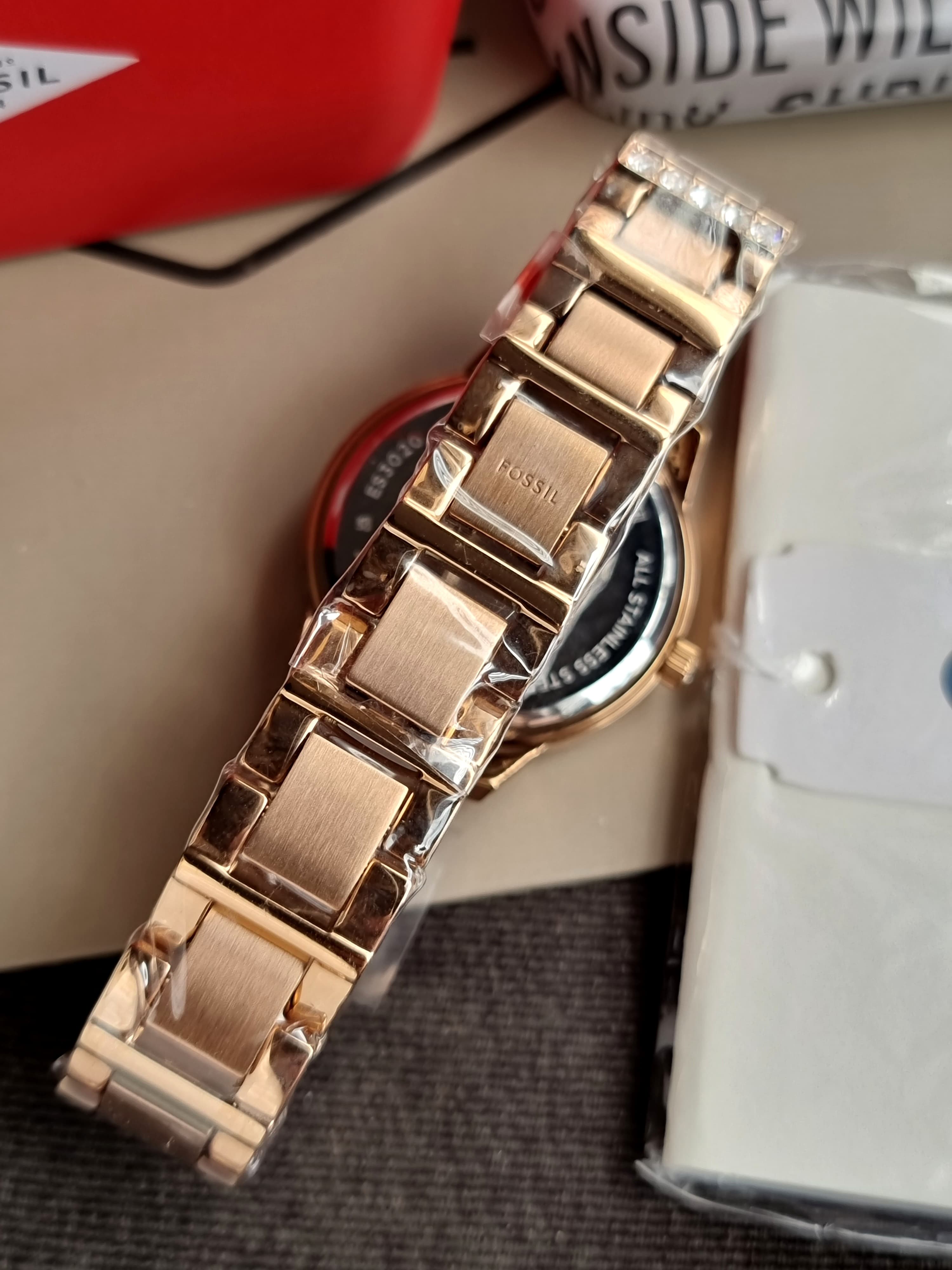 Fossil Jesse Rose Three Hand Gold-Tone Stainless Steel Watch ES3020