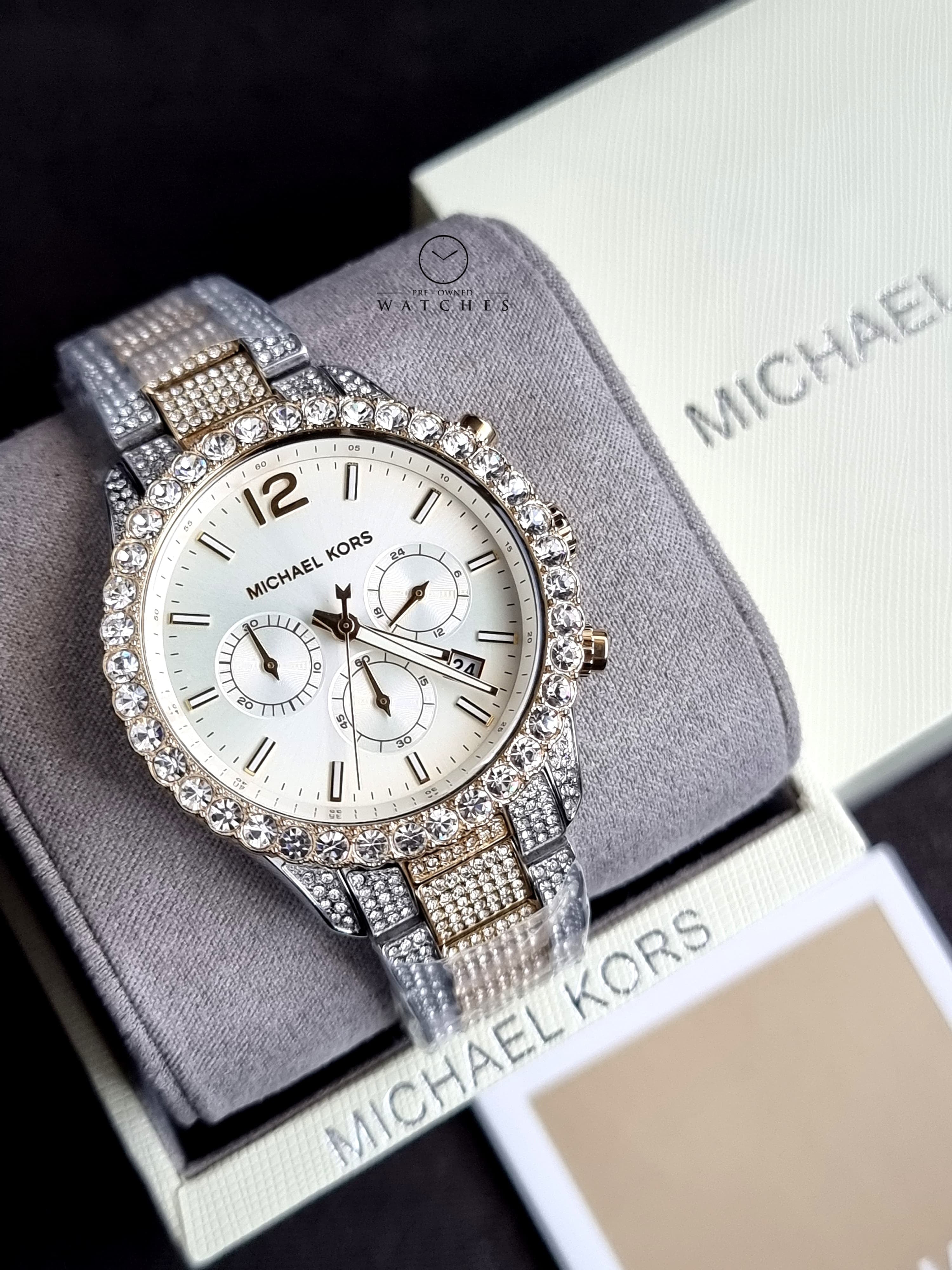Michael Kors
Layton Chronograph Quartz Crystal 42mm White Dial Ladies Watch- MK6792
