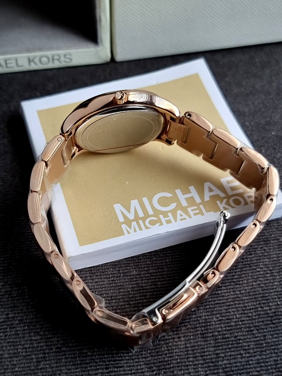 Michael Kors
Mini Sage Pavé Rose Gold-Tone 31mm Quartz Watch- MK4823