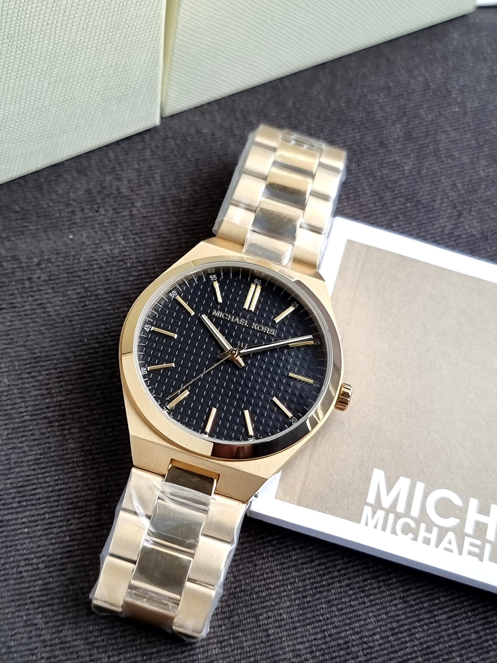 Michael Kors Lennox Quartz Men 43mm MK9226- Black Dial Golden Chain