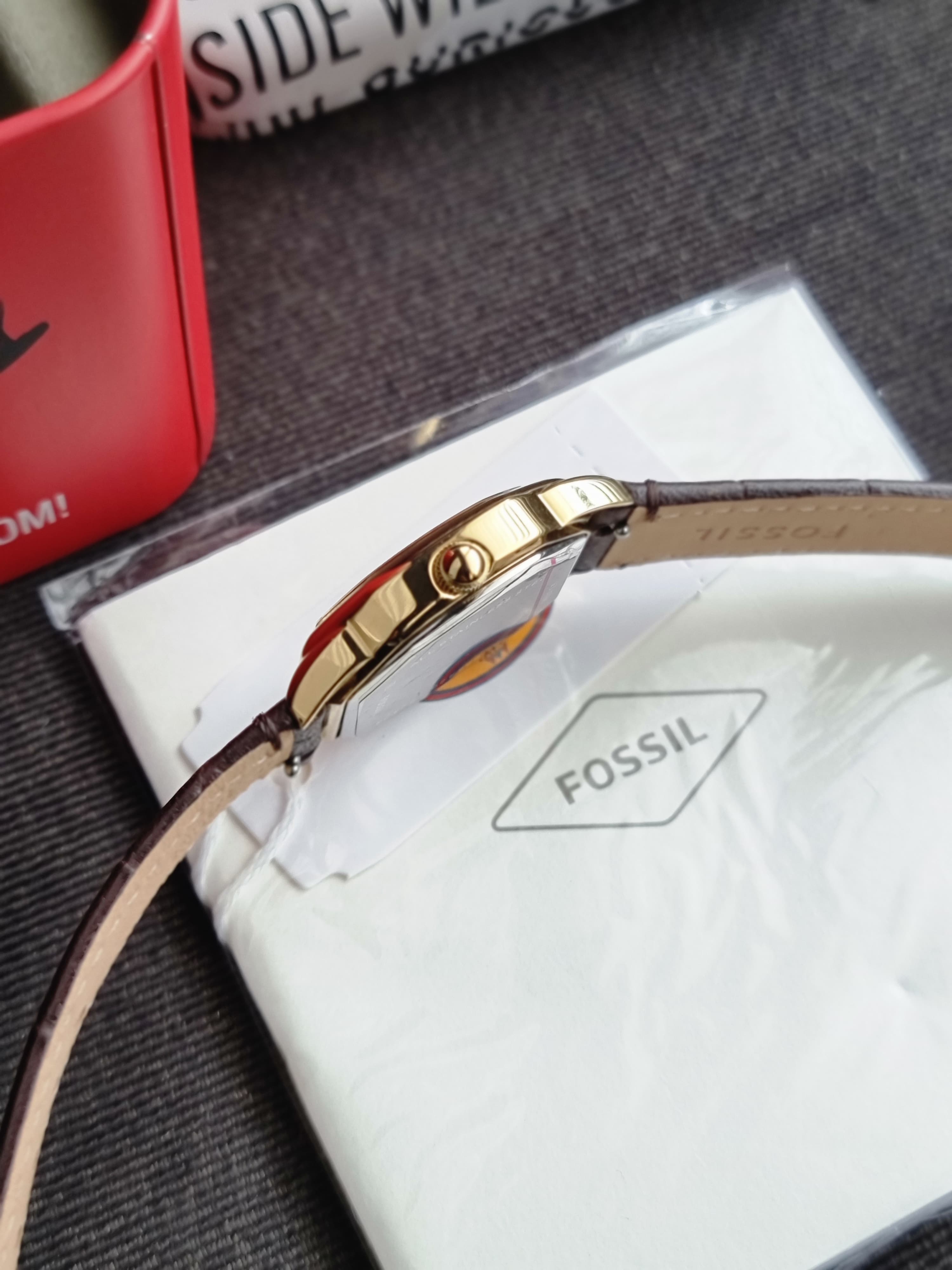 Fossil Harlow Quartz Cream Dial Ladies Watch ES5426